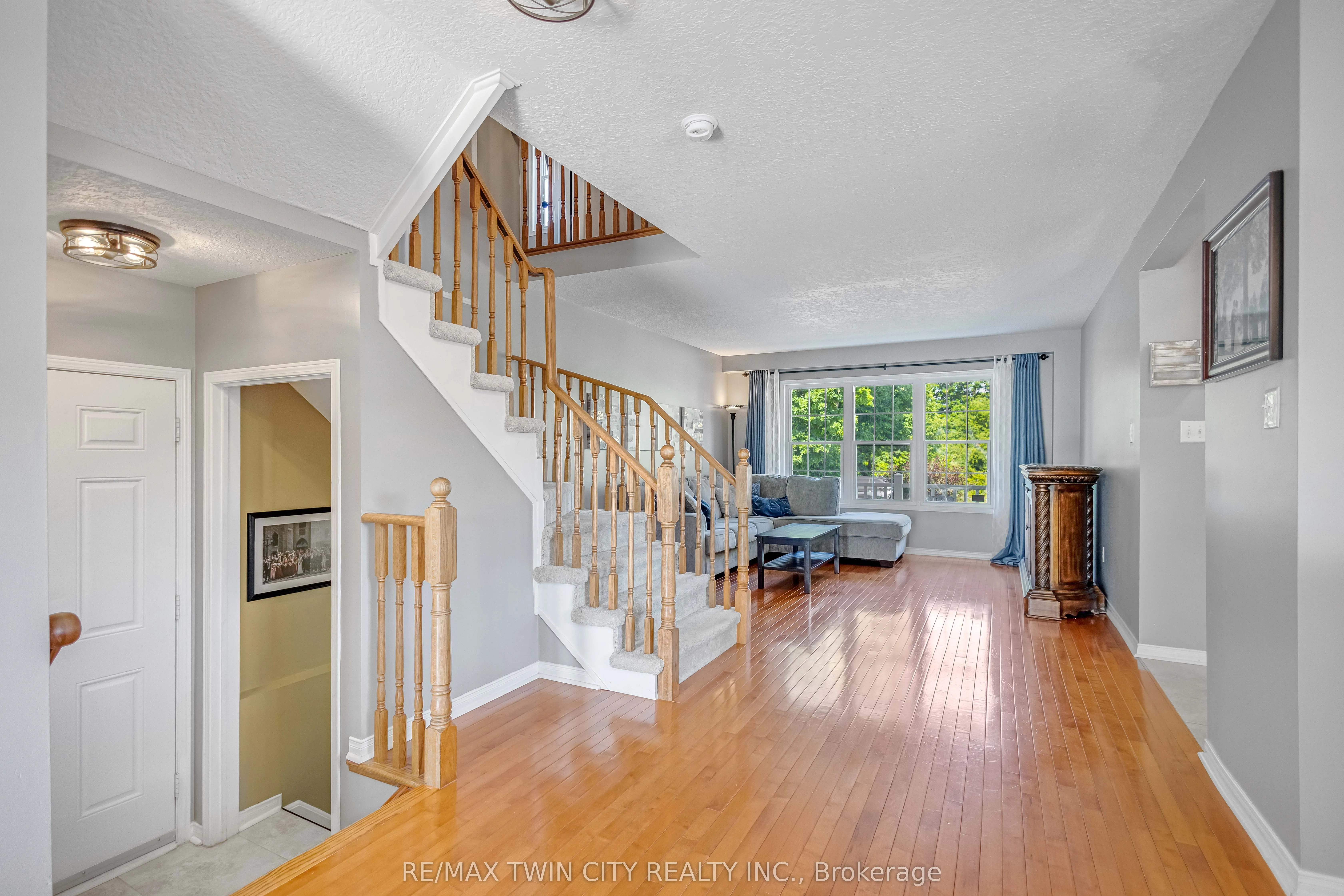 27 Shantz Street