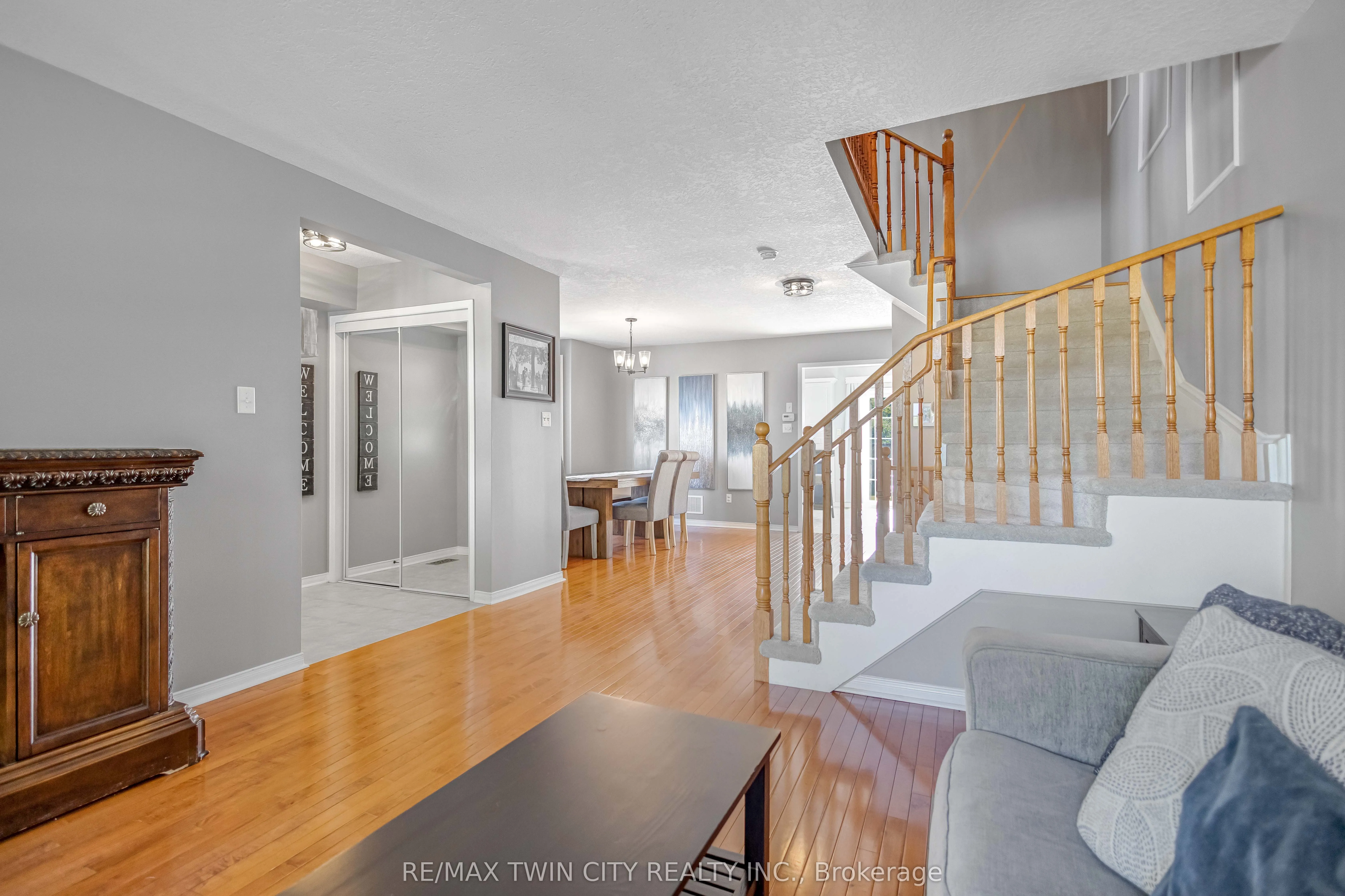 27 Shantz Street