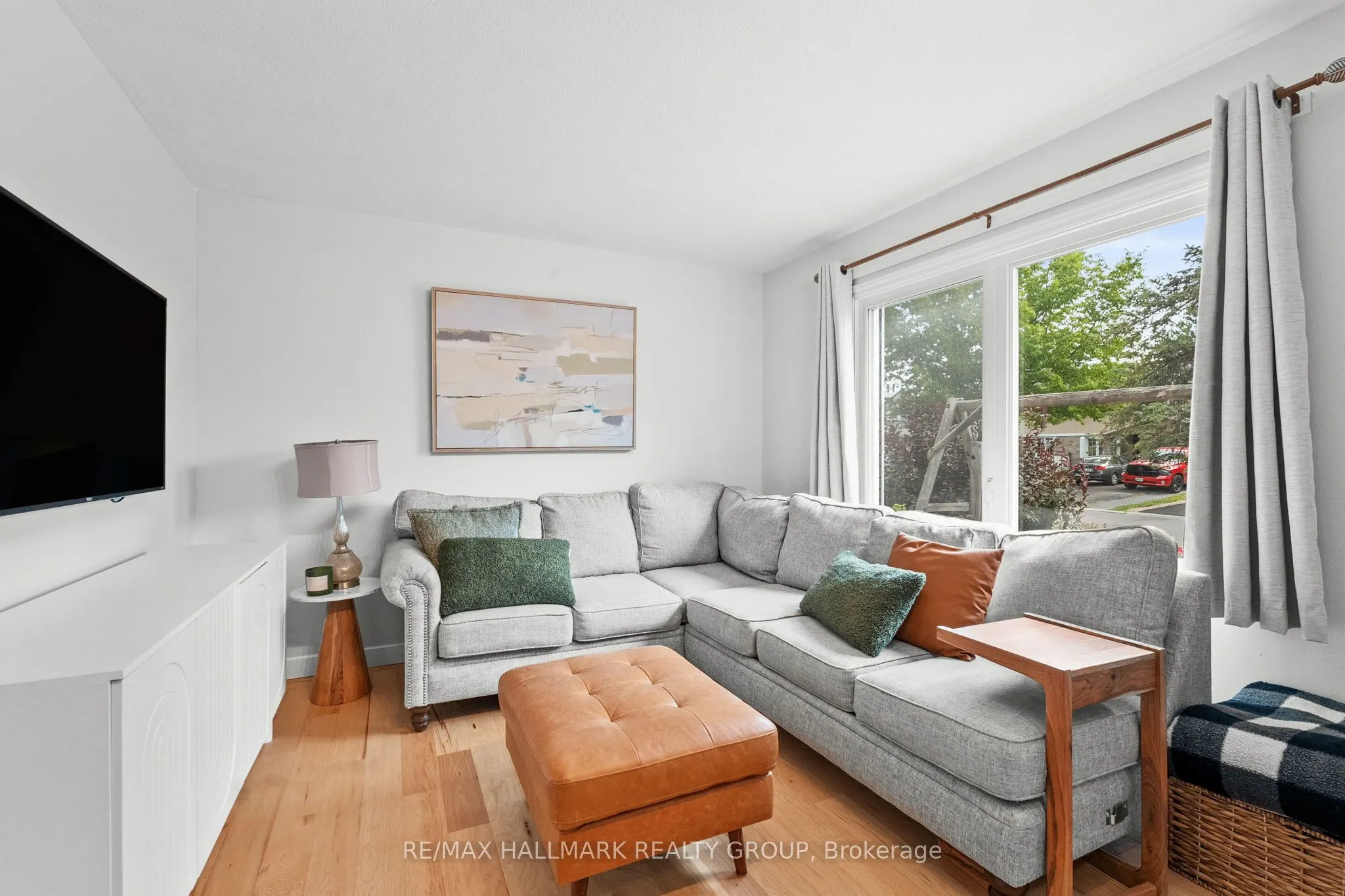 1124 St Jovite Ridge