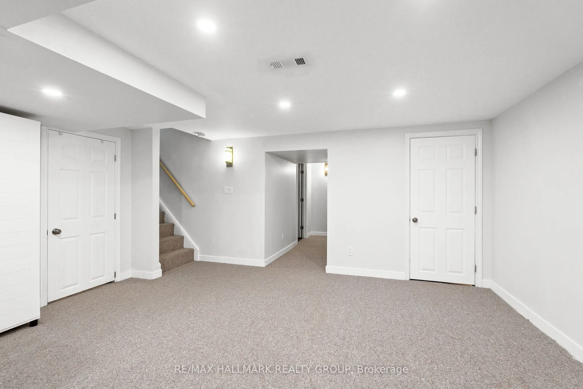 1124 St Jovite Ridge
