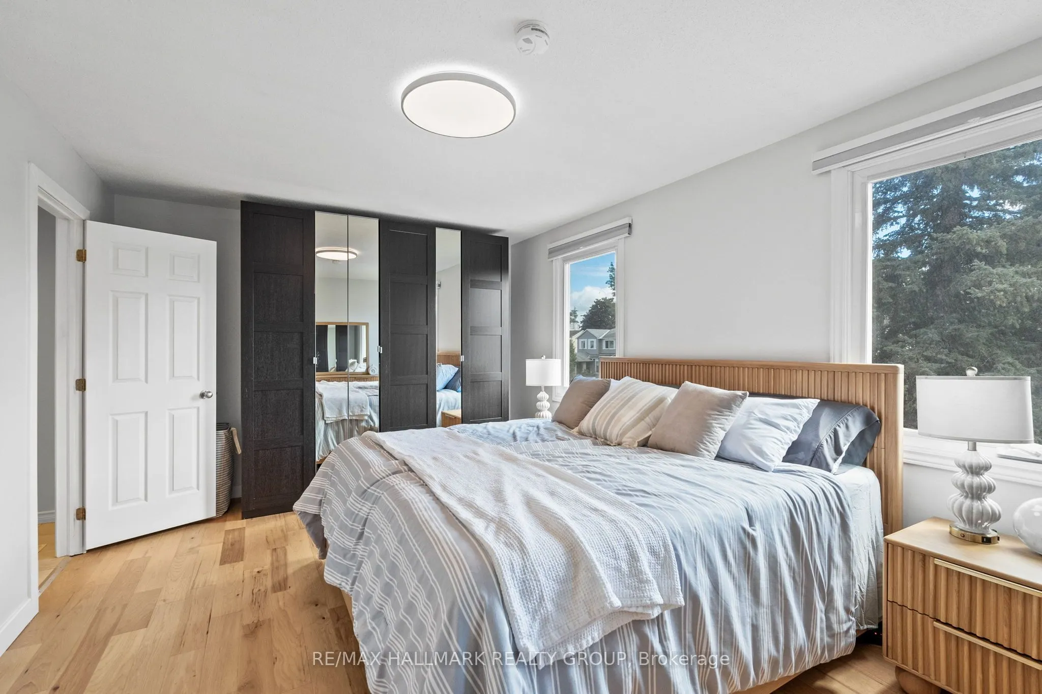 1124 St Jovite Ridge