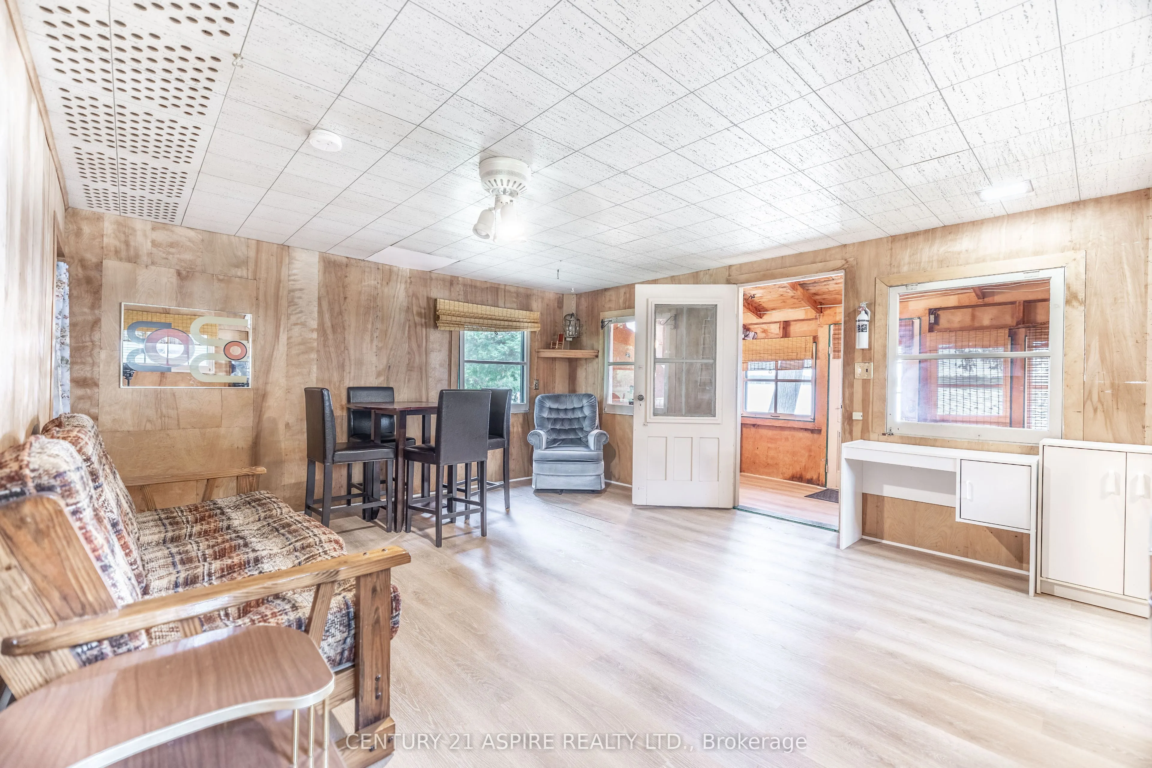 794 Forest Park Road