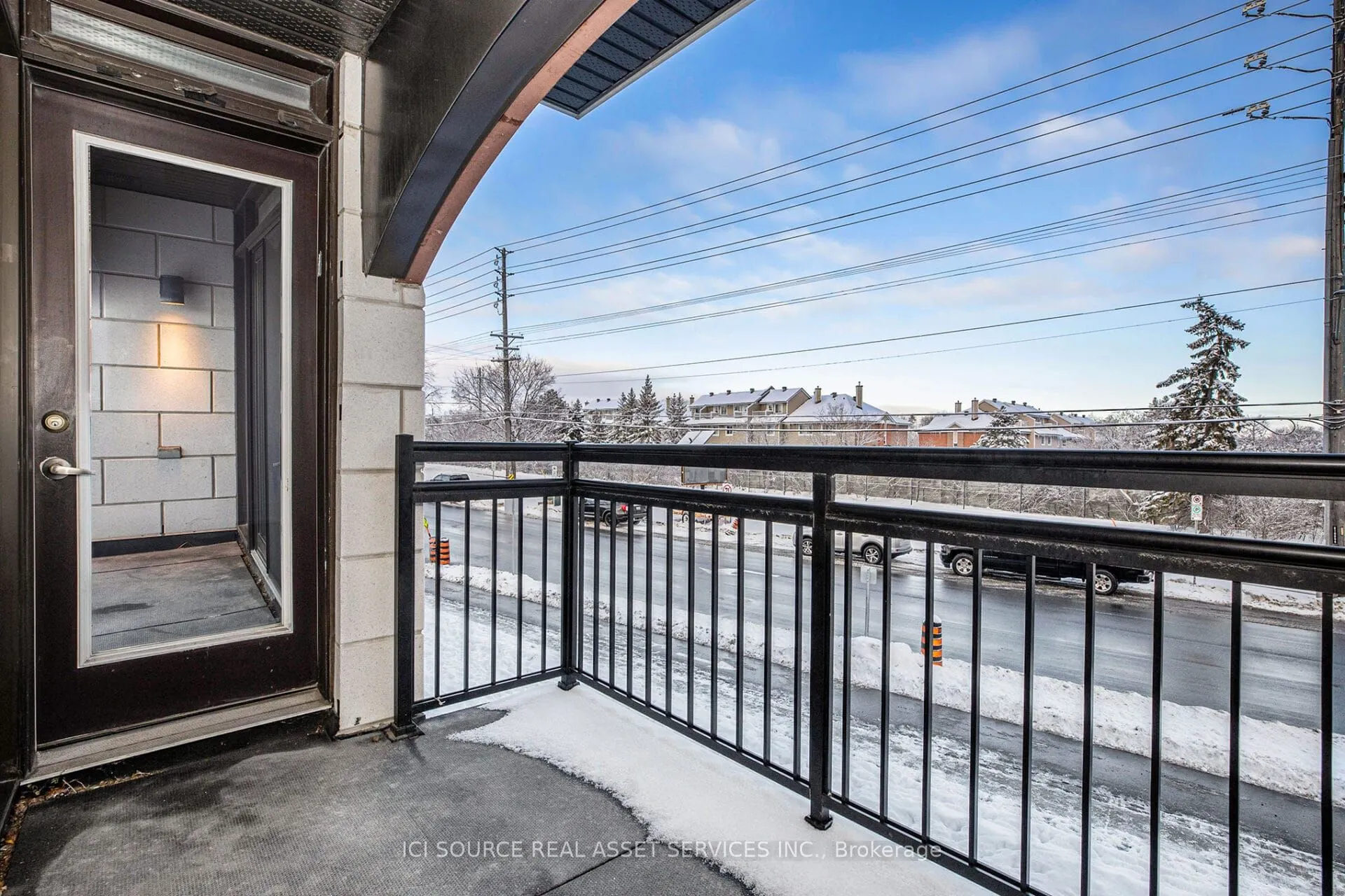 323 Winona Avenue, #202