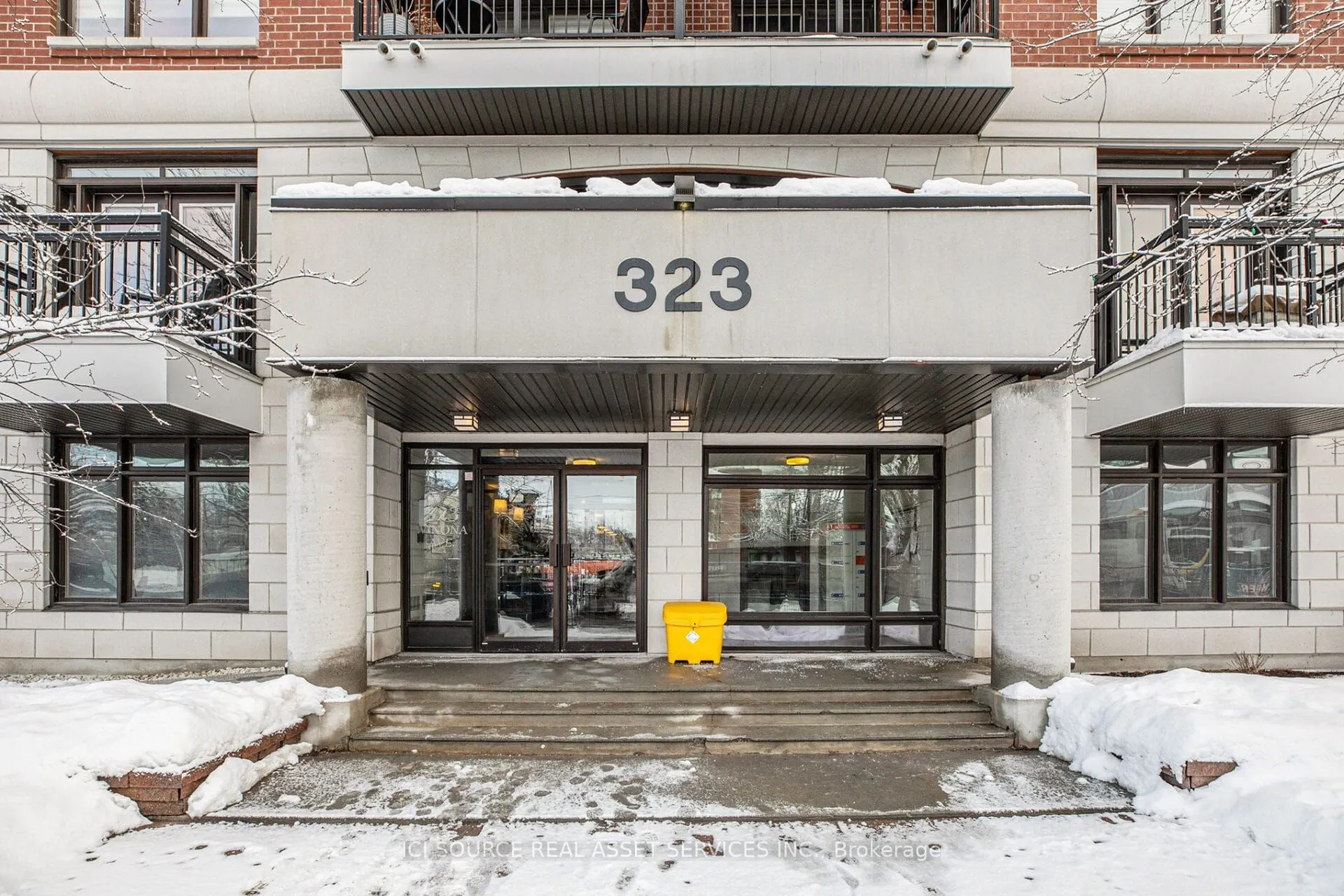323 Winona Avenue, #202