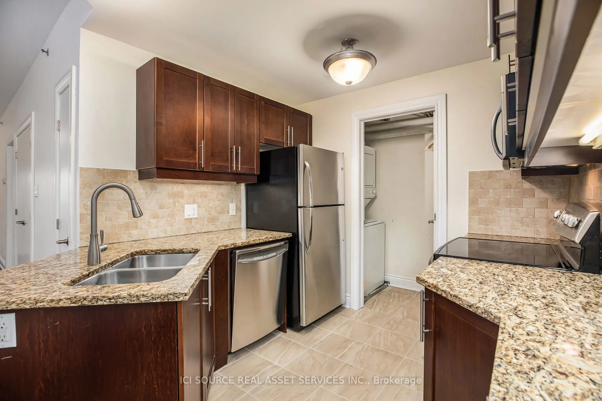 323 Winona Avenue, #202