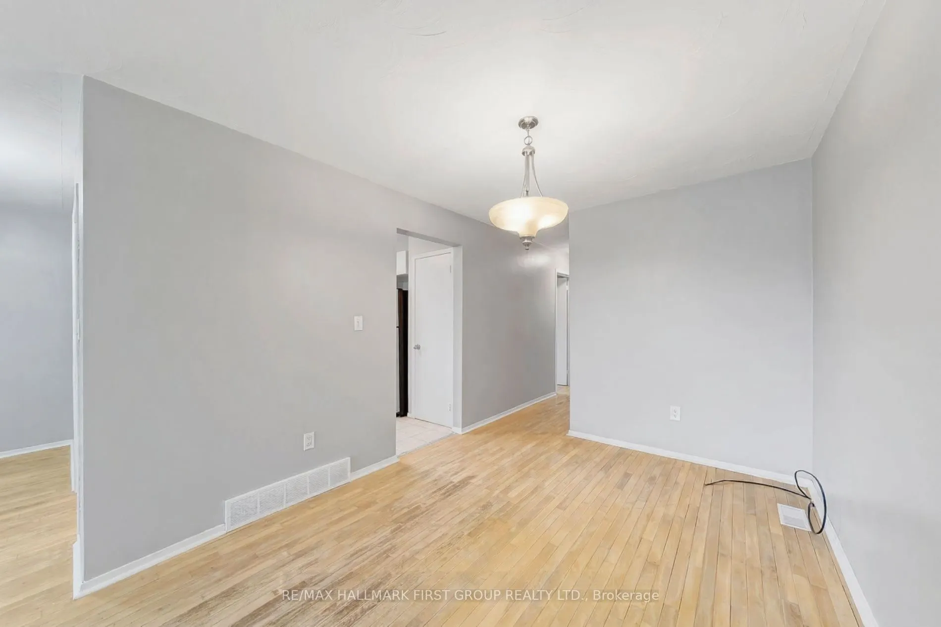 510 First Avenue, #Main