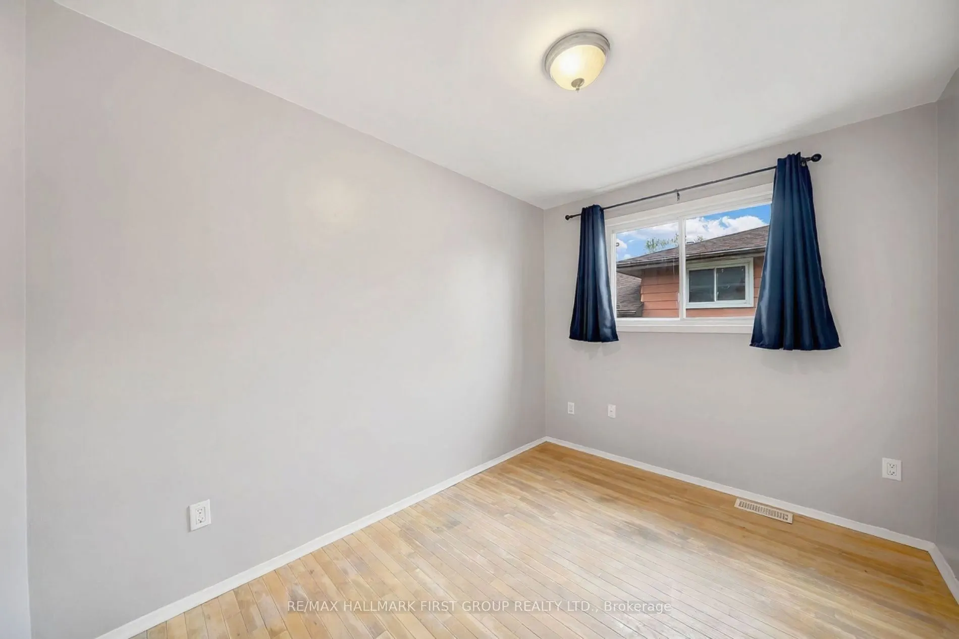 510 First Avenue, #Main