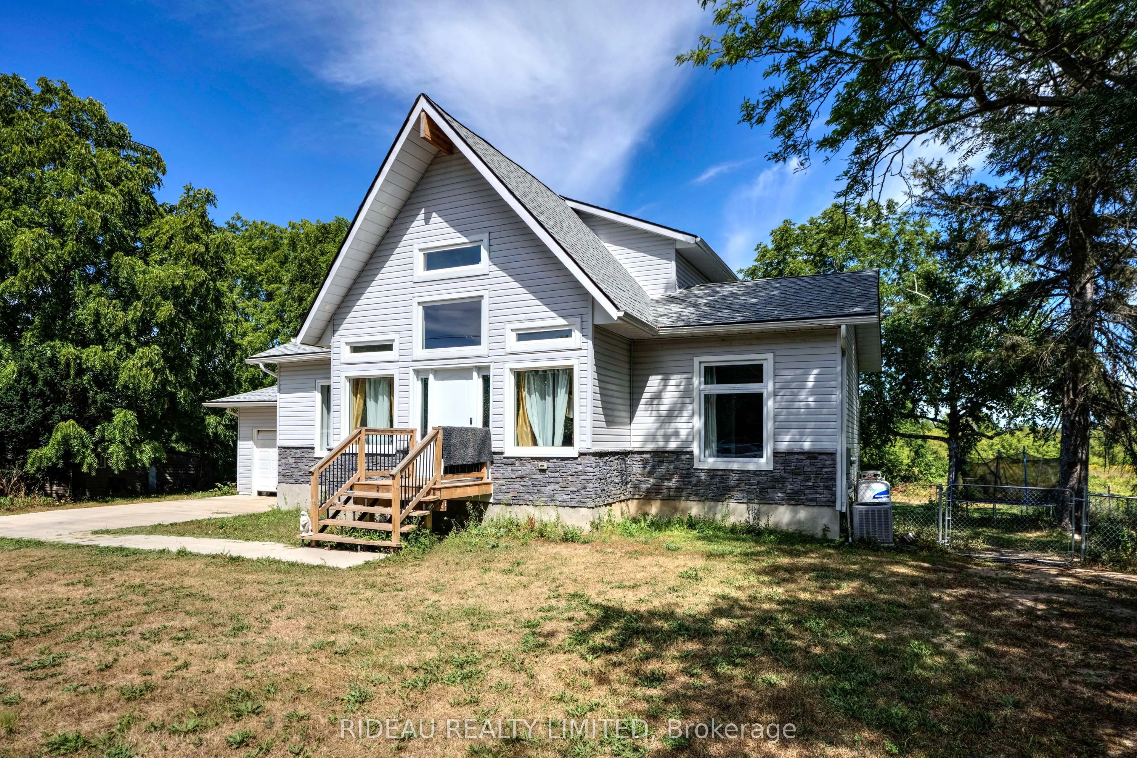 168 Main Street