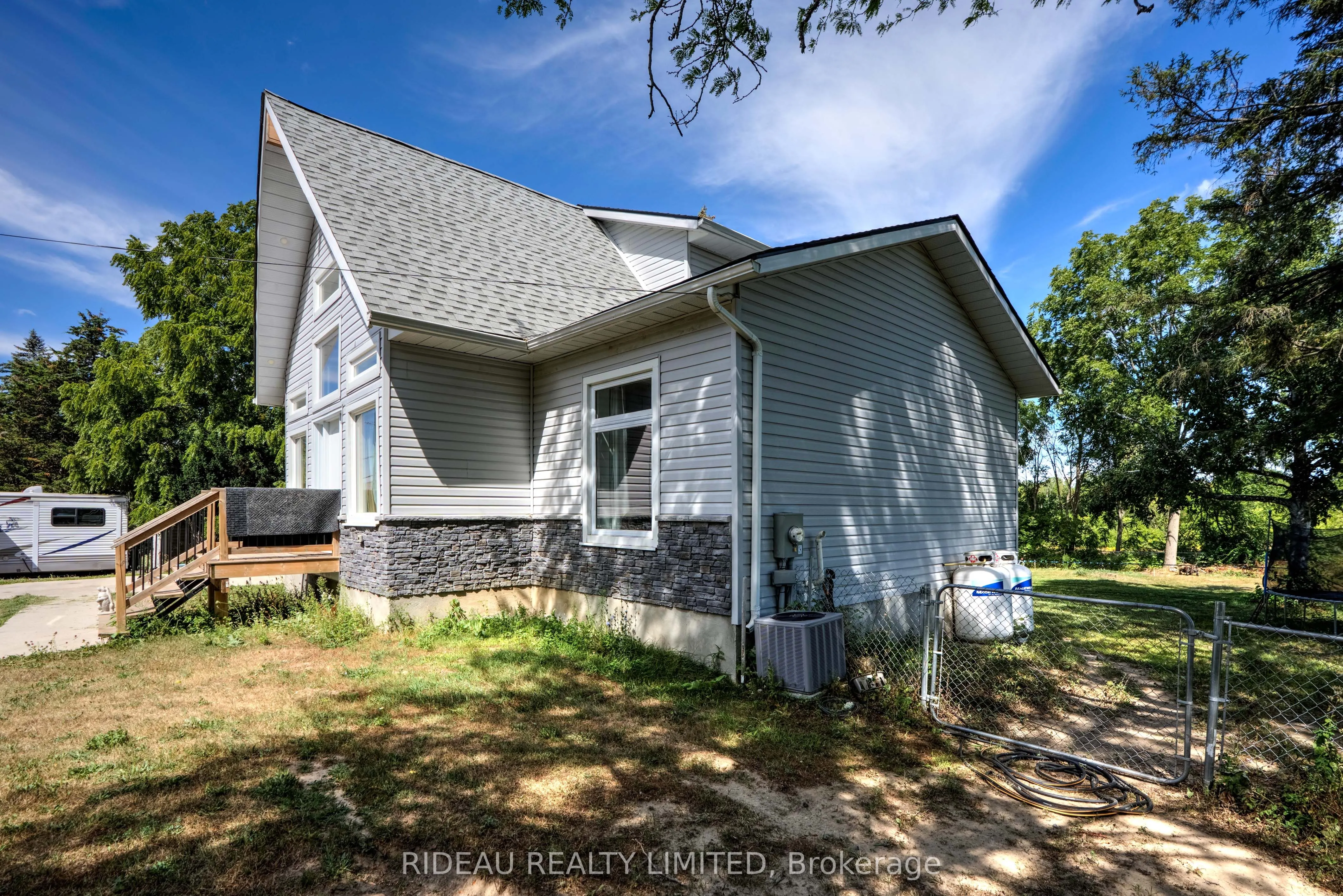 168 Main Street