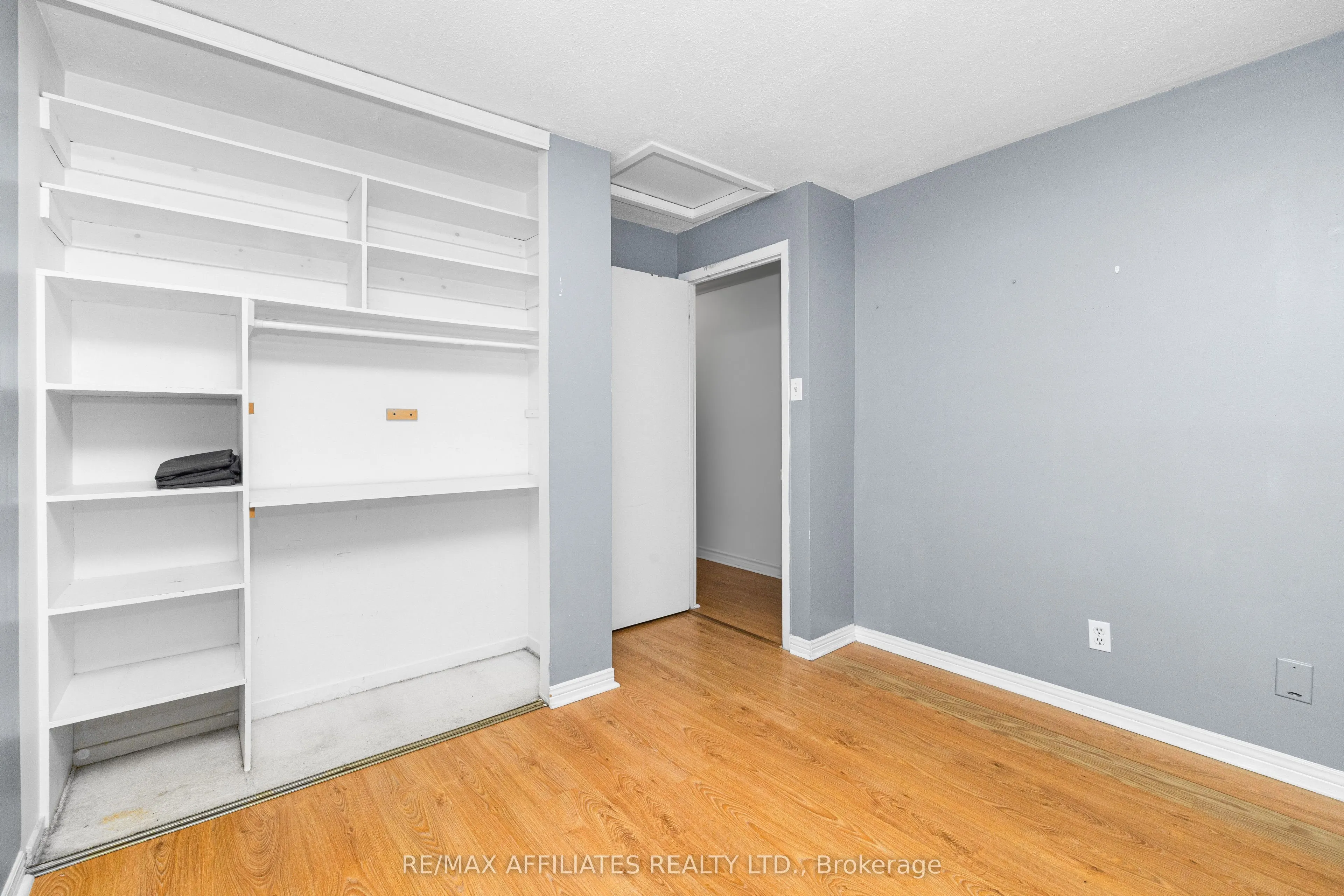 306 Woodfield Drive, #43