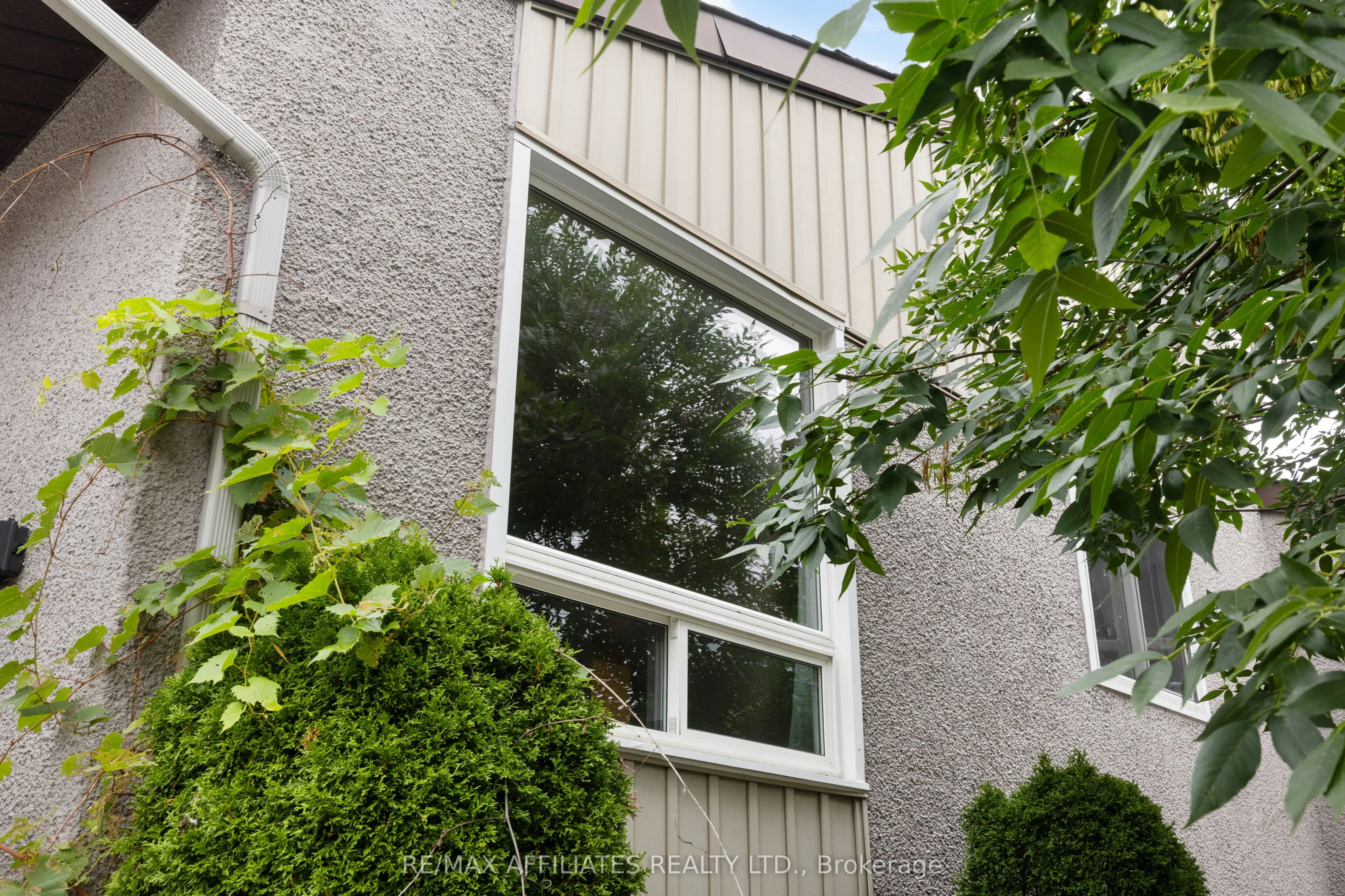 306 Woodfield Drive, #43
