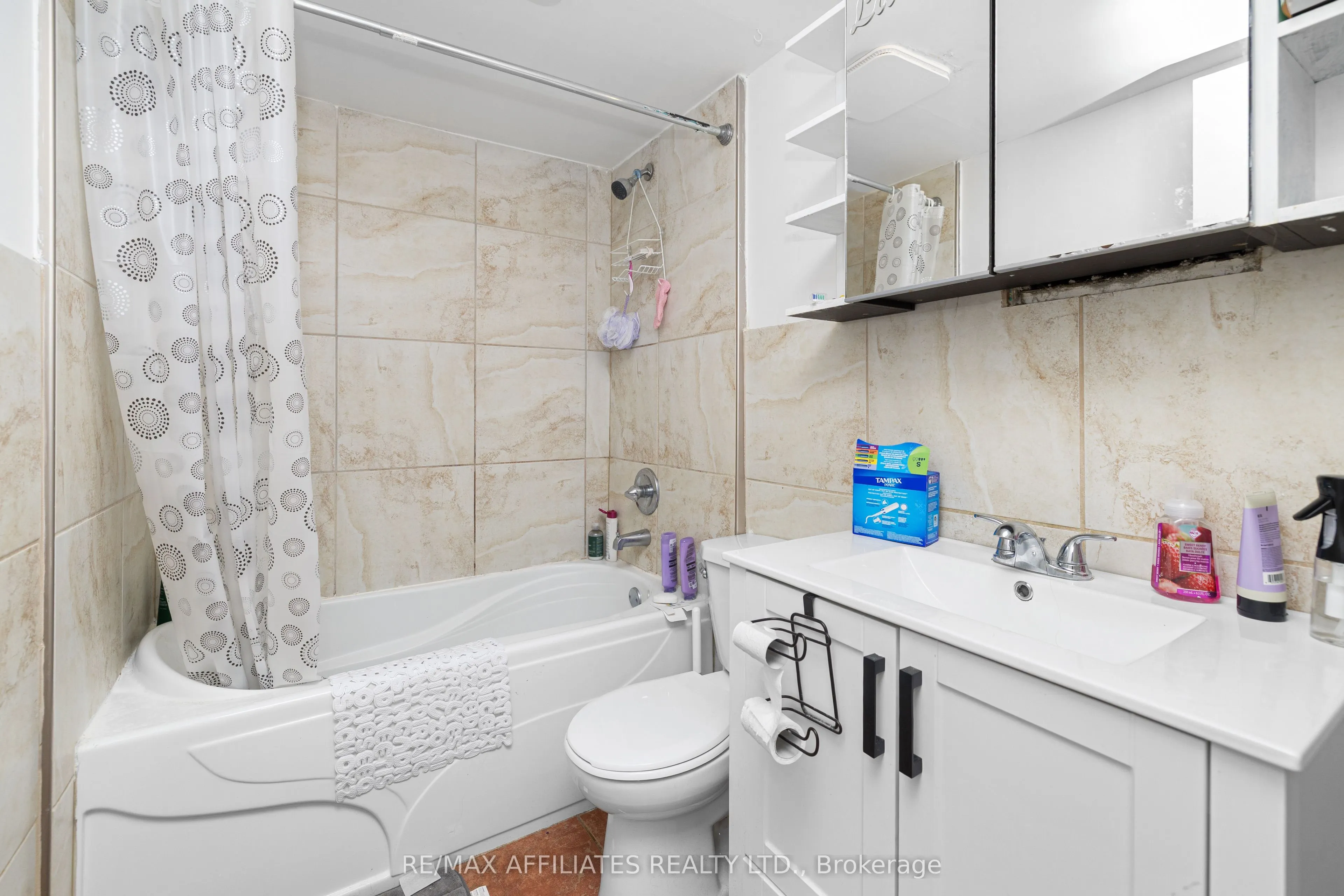 306 Woodfield Drive, #43