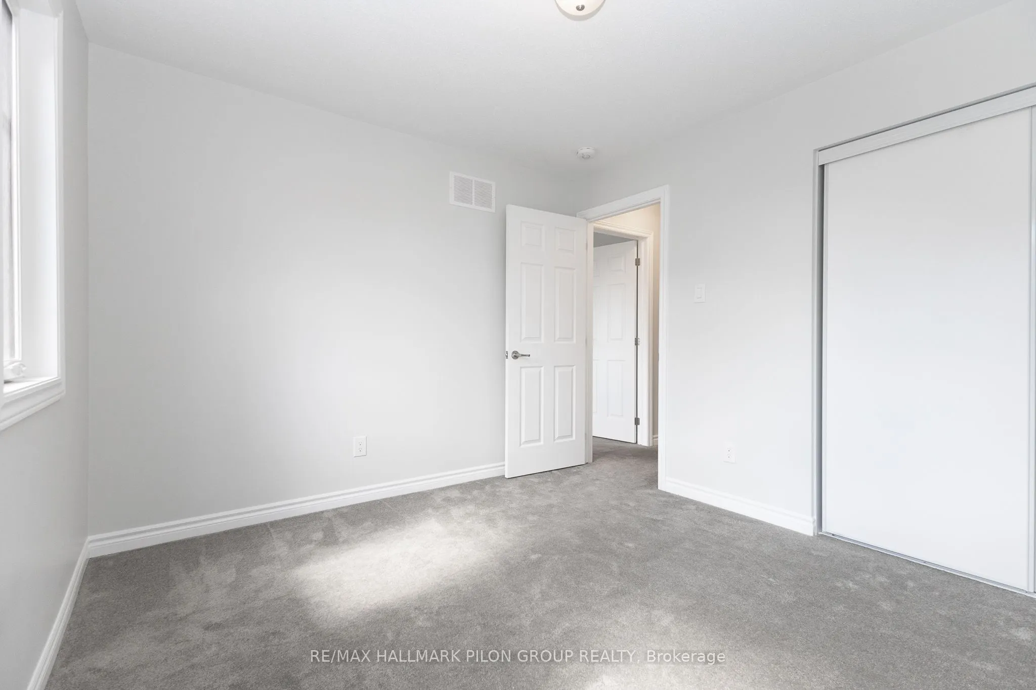 2297 Watercolours Way