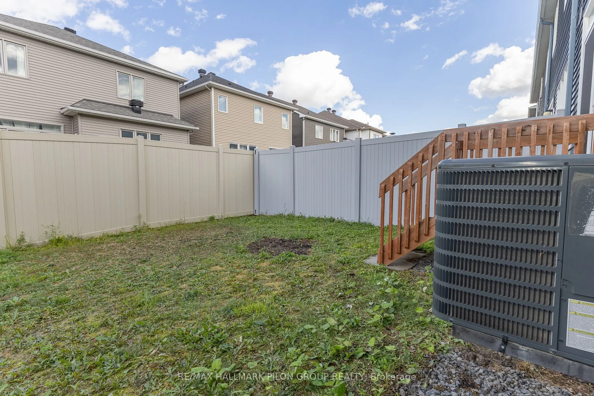 2297 Watercolours Way