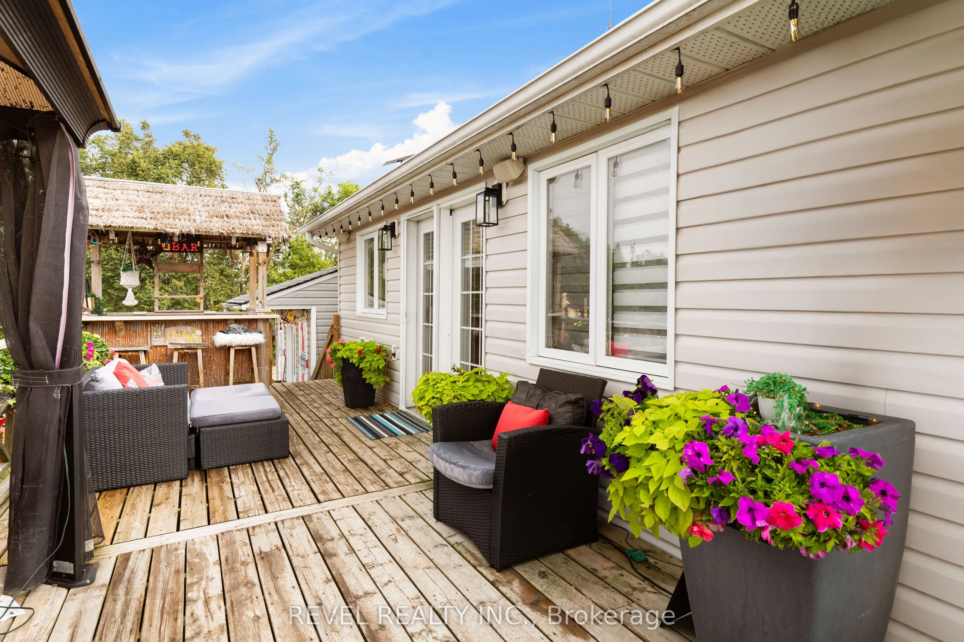 1578 Sturgeon Road