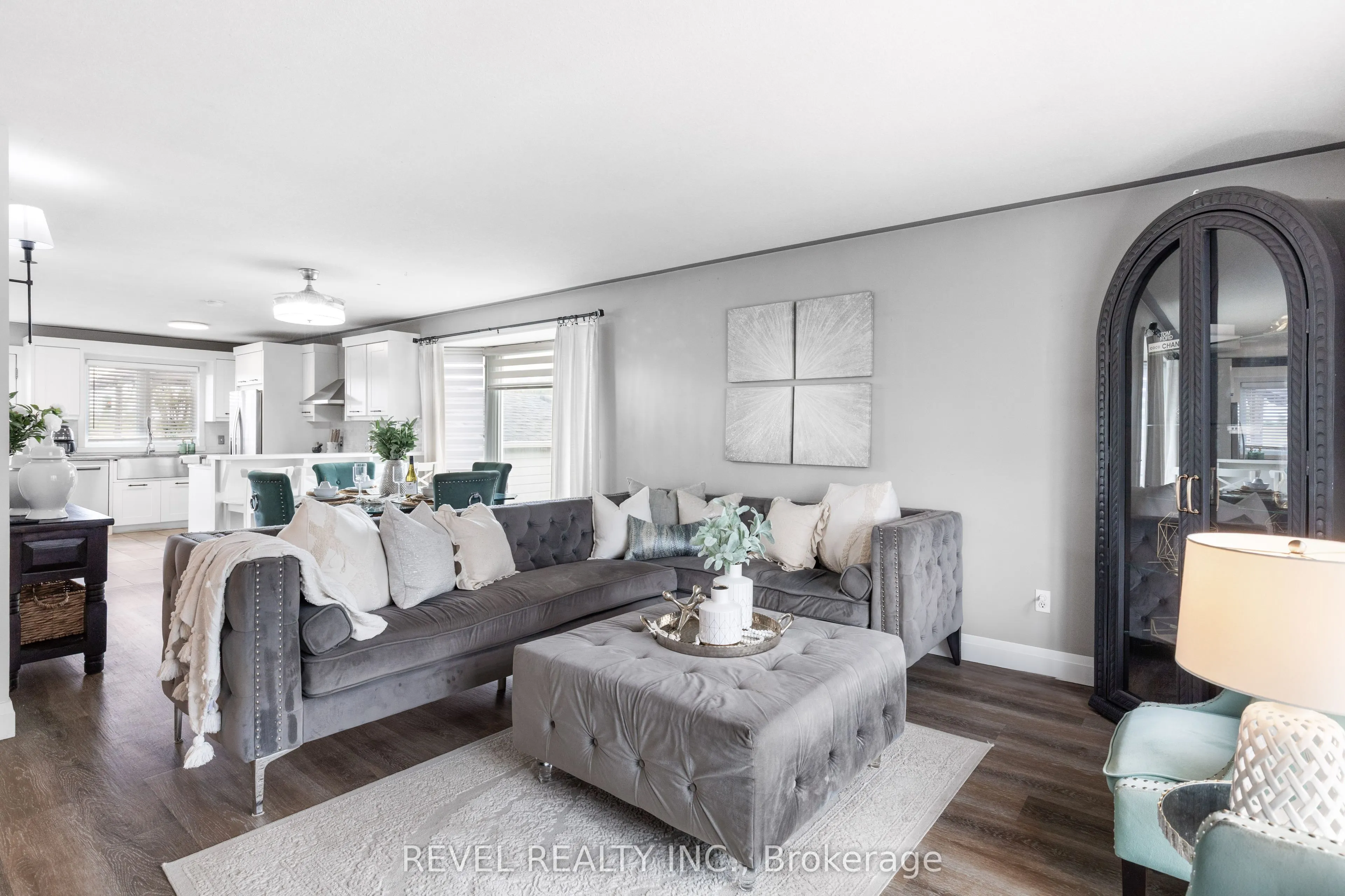 1578 Sturgeon Road