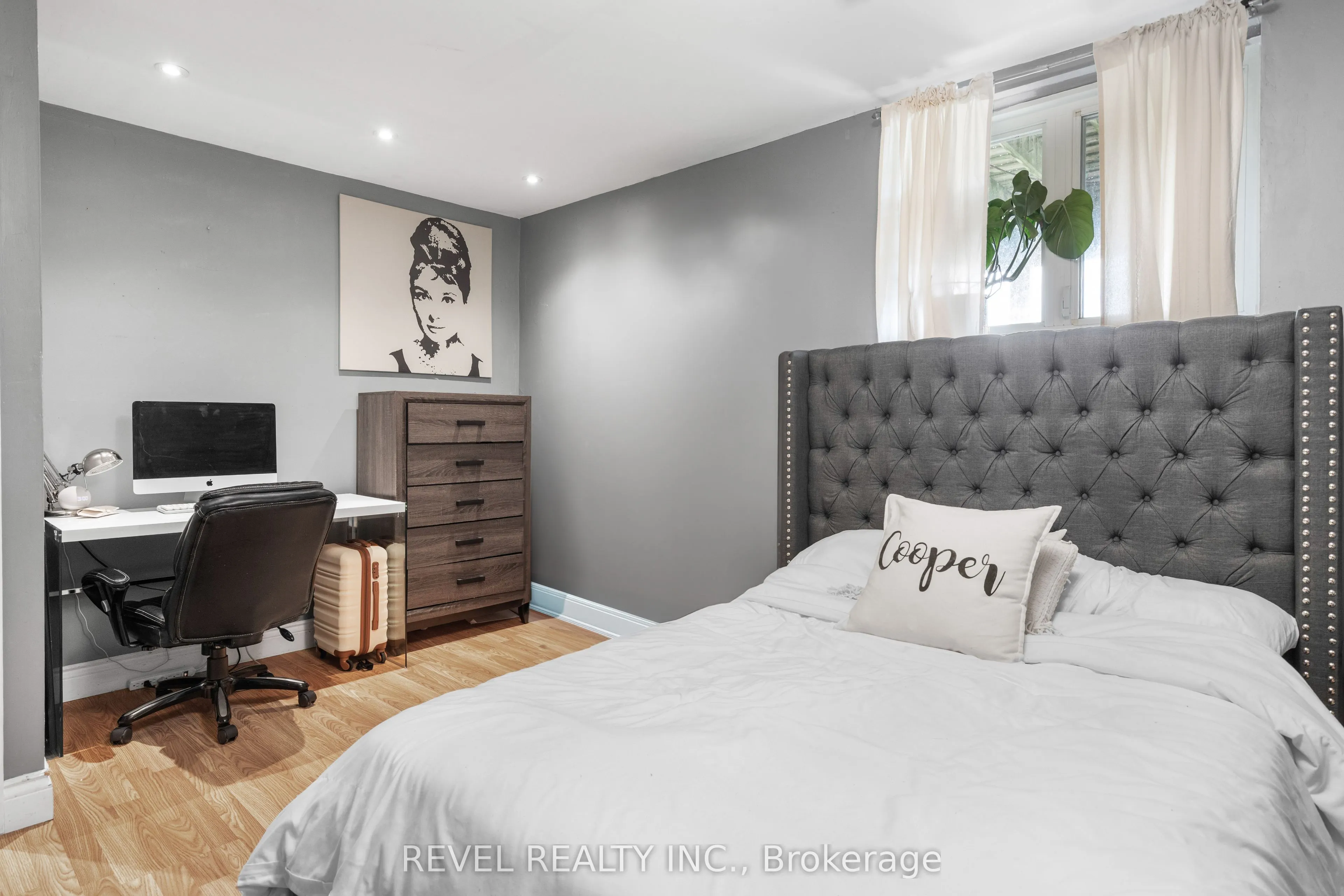 1578 Sturgeon Road