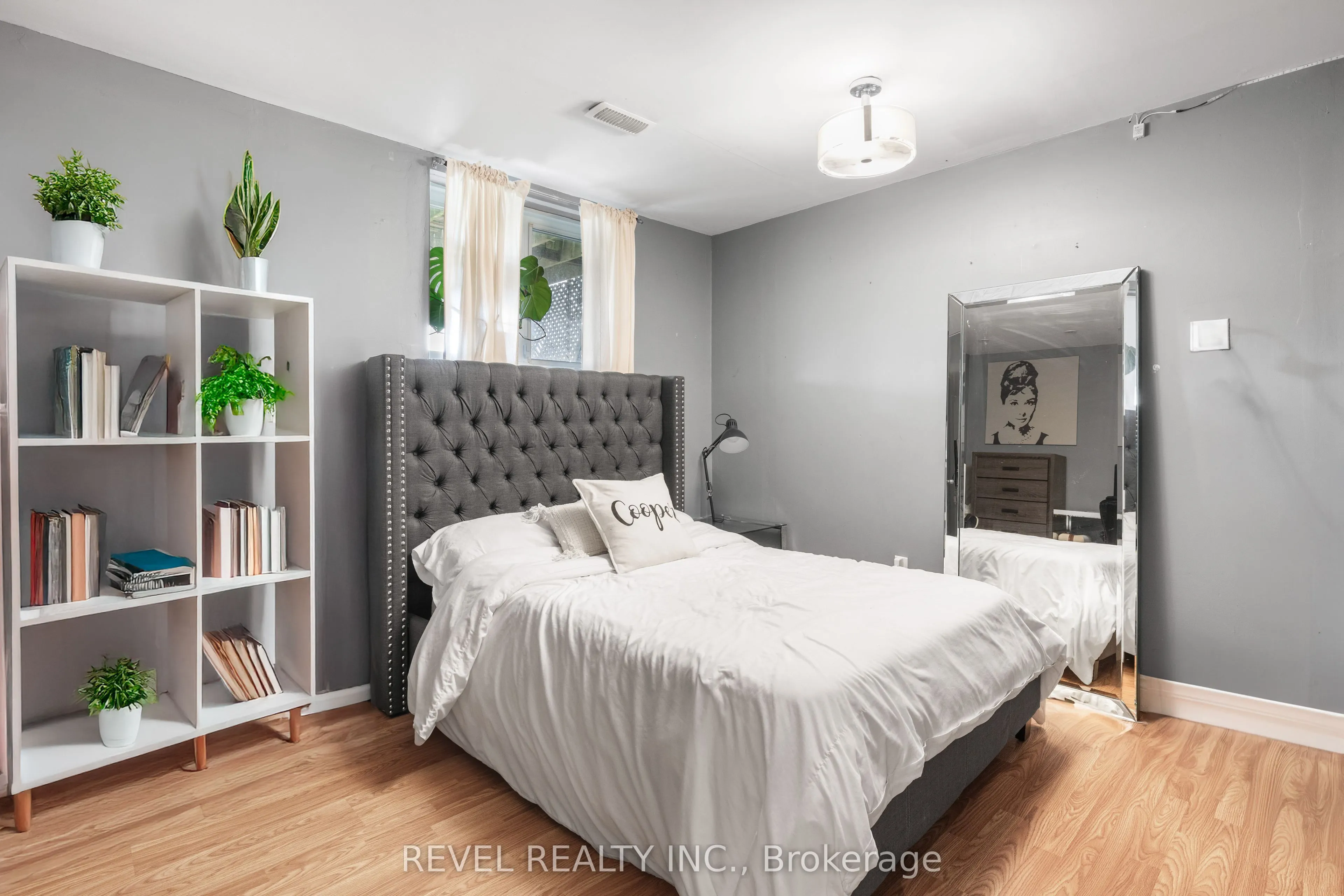 1578 Sturgeon Road