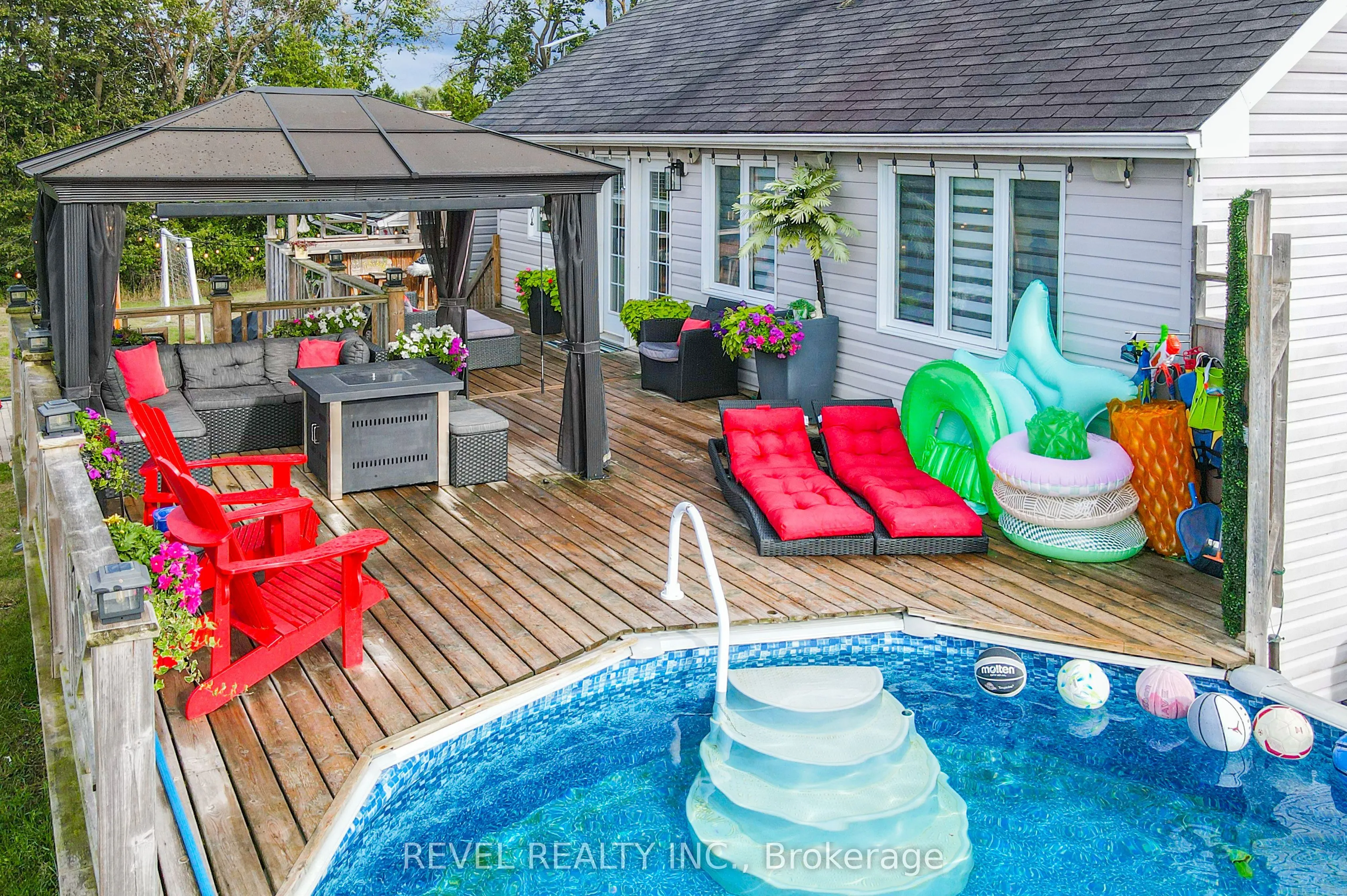 1578 Sturgeon Road