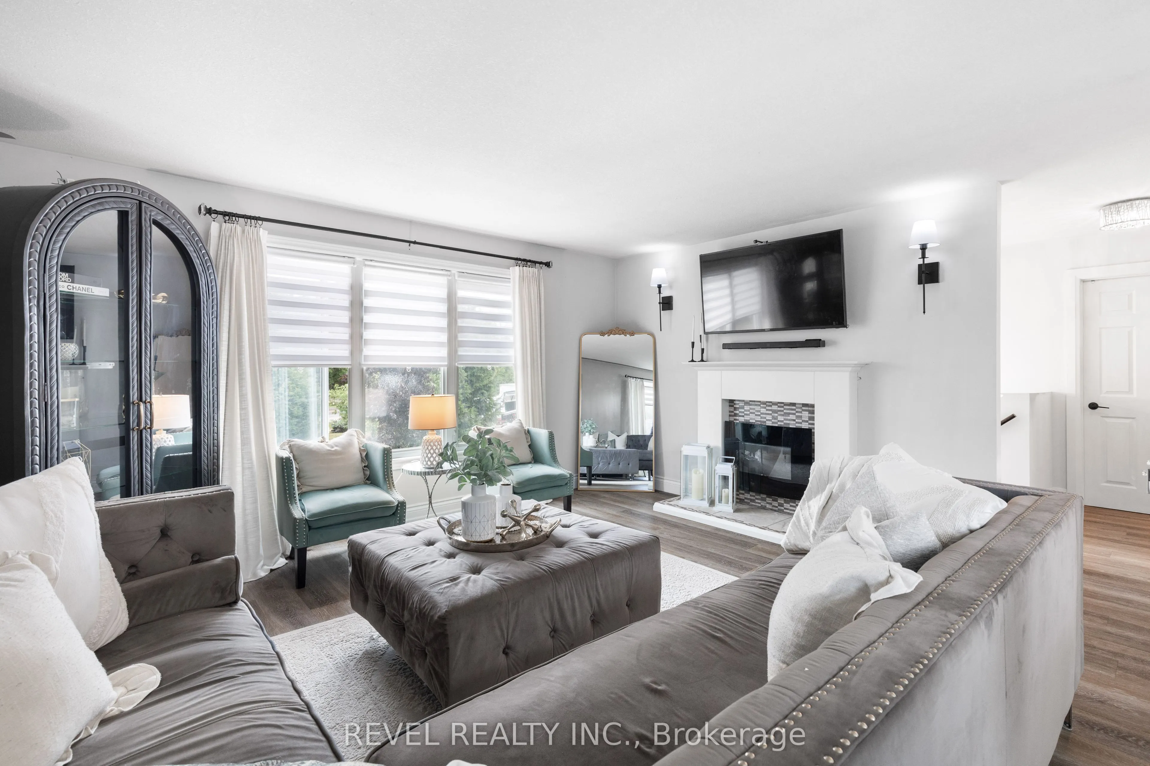1578 Sturgeon Road