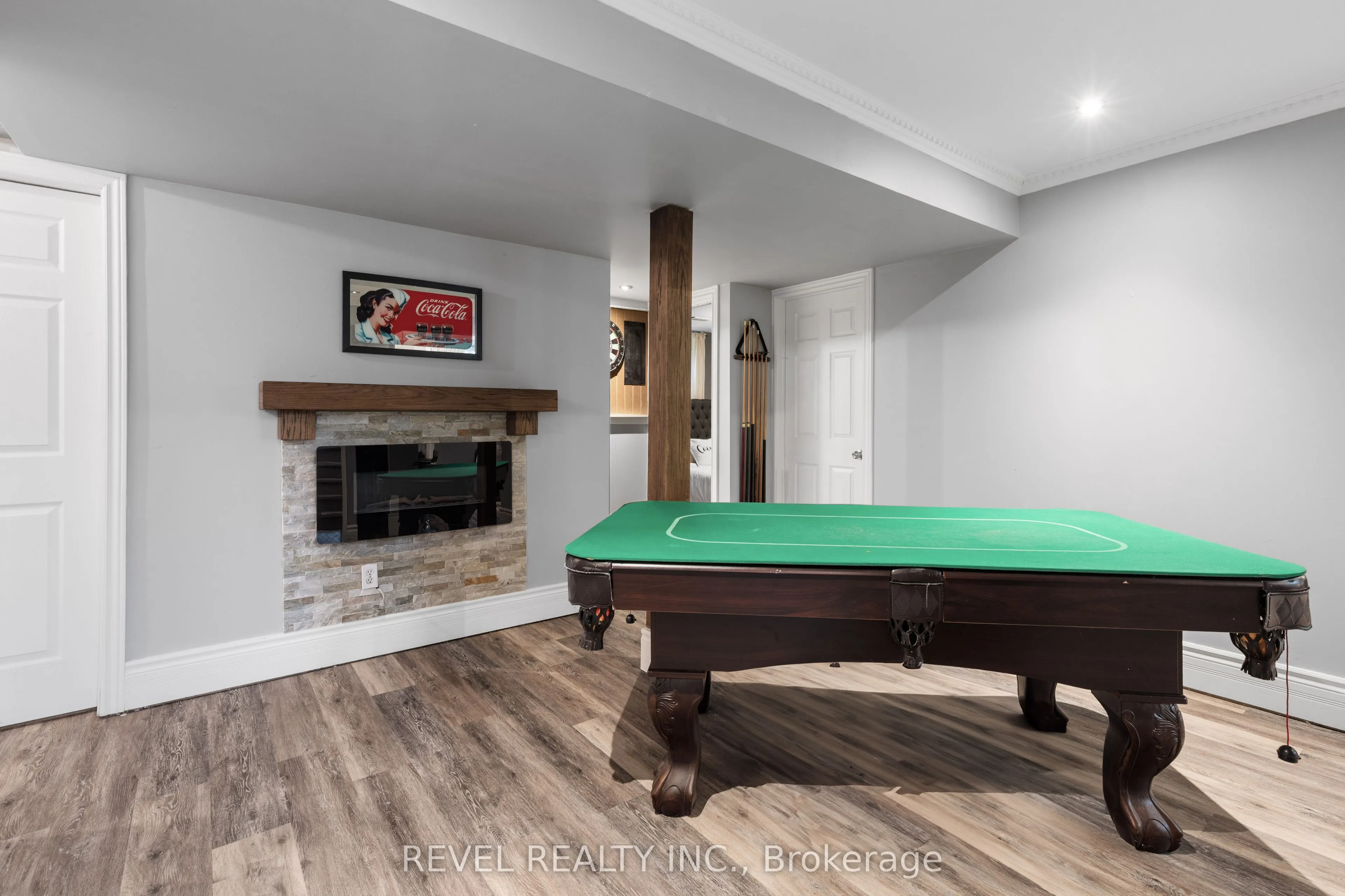 1578 Sturgeon Road