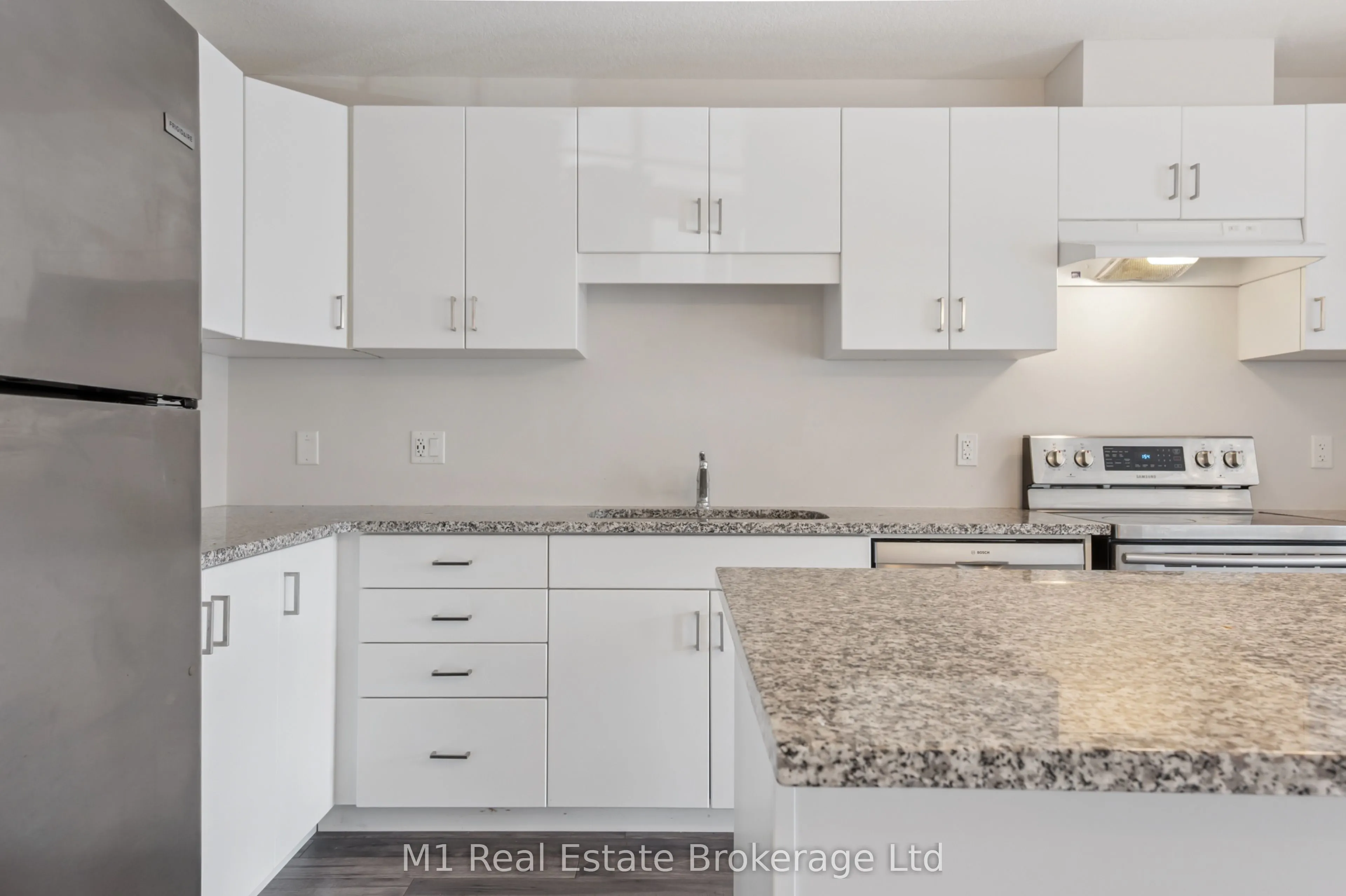 13 Meadowridge Street, #61