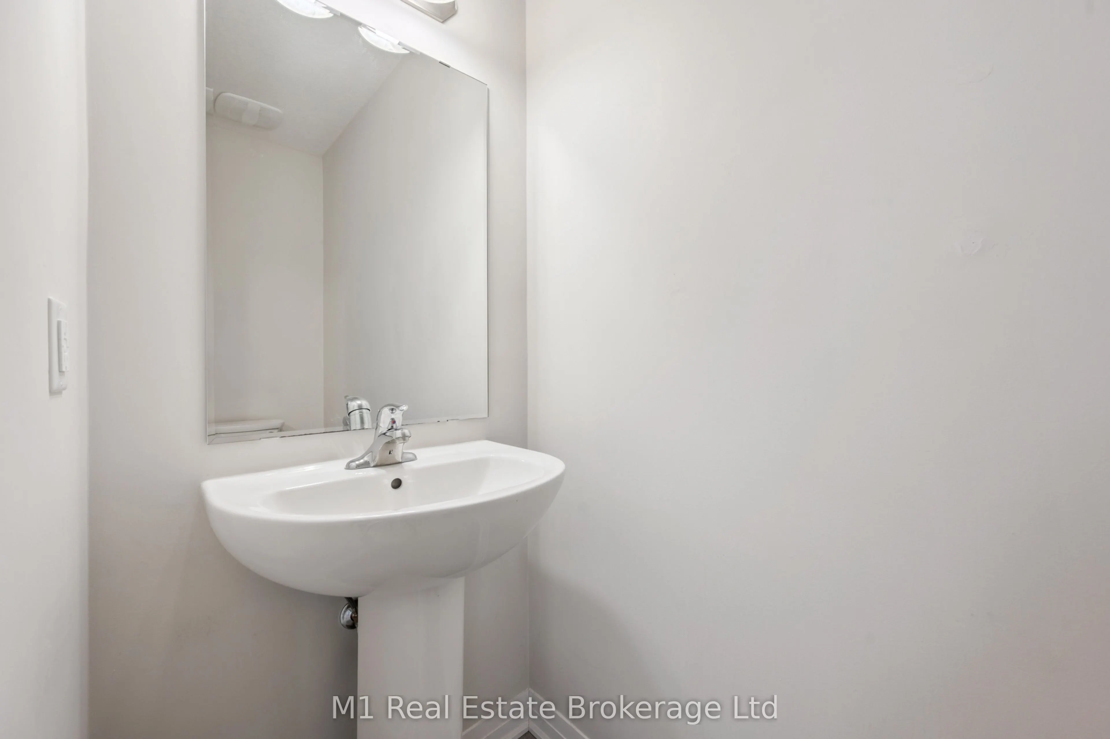 13 Meadowridge Street, #61