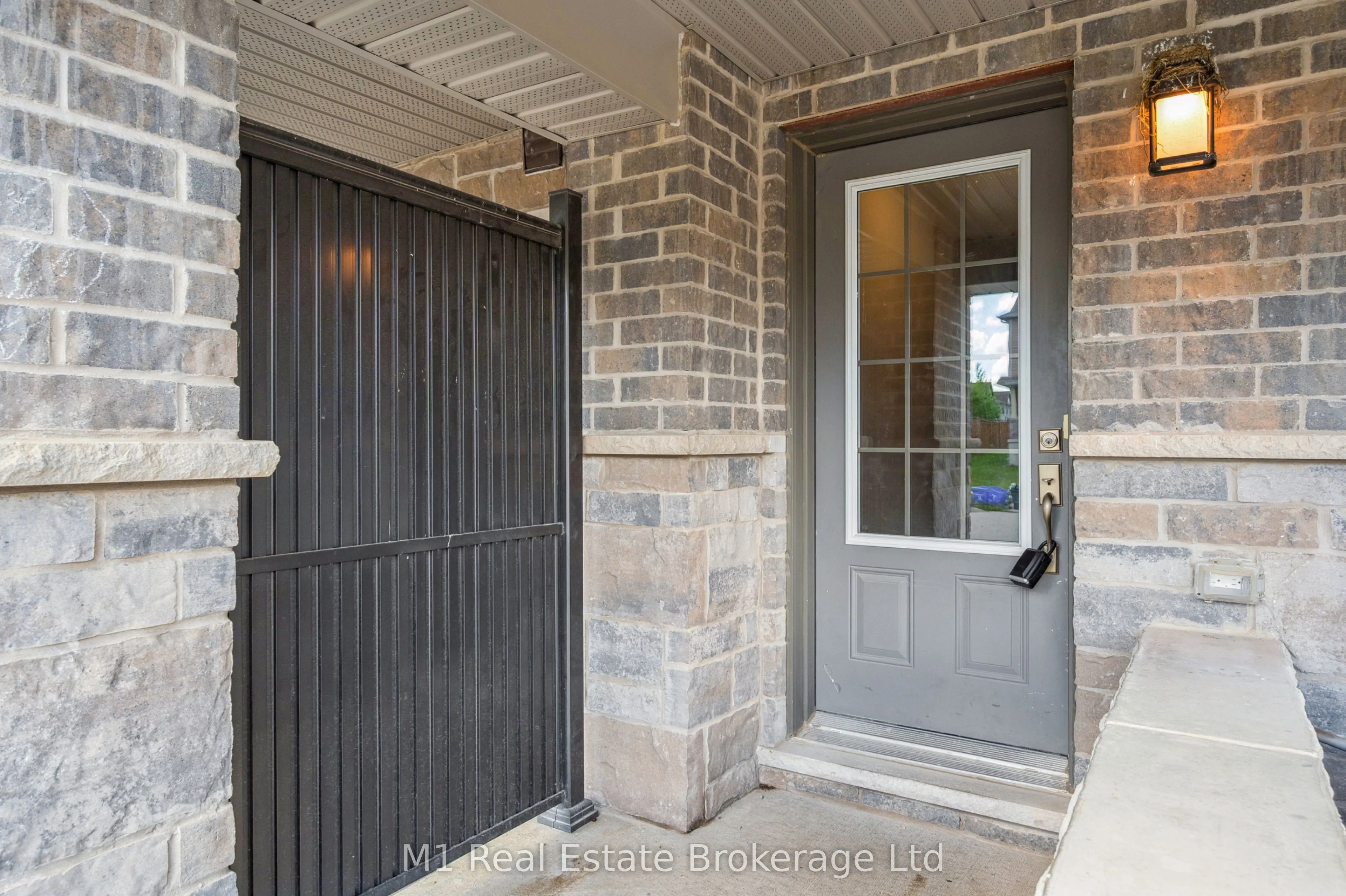 13 Meadowridge Street, #61