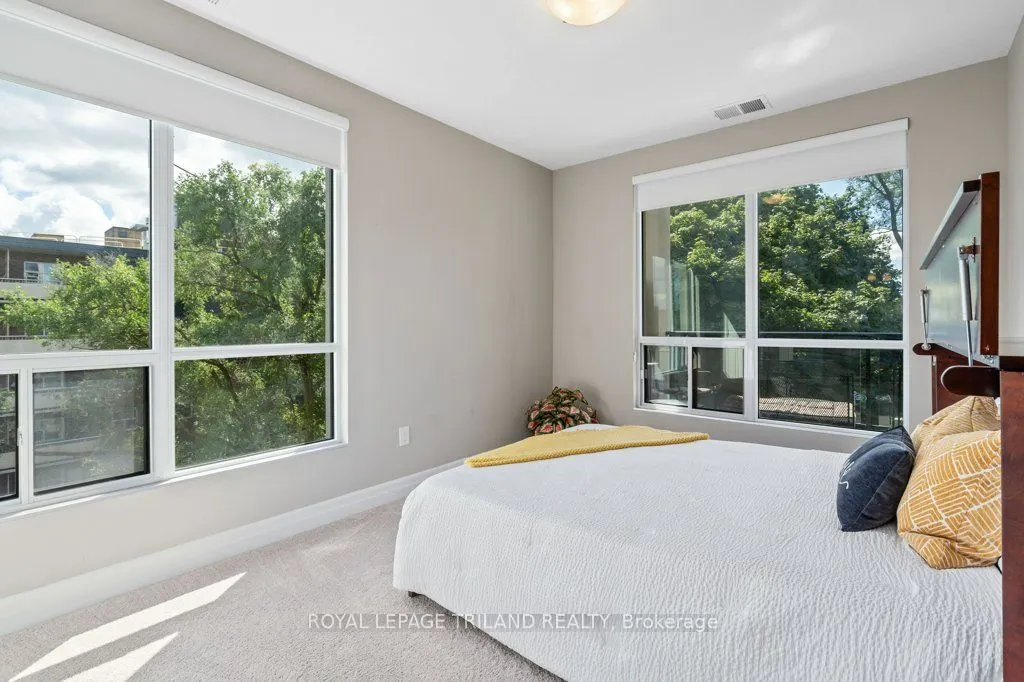 1200 Commissioners Road W, #504