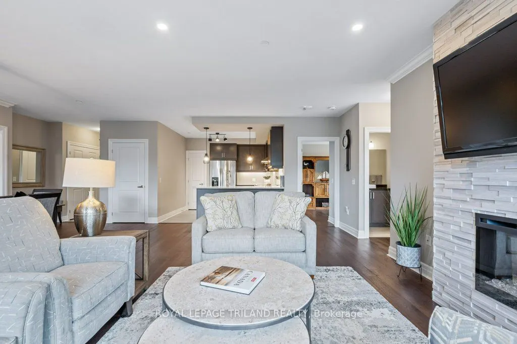 1200 Commissioners Road W, #504