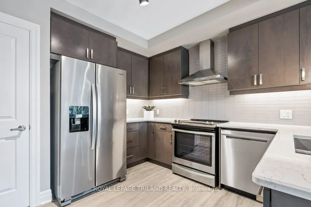 1200 Commissioners Road W, #504