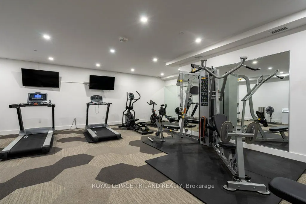 1200 Commissioners Road W, #504