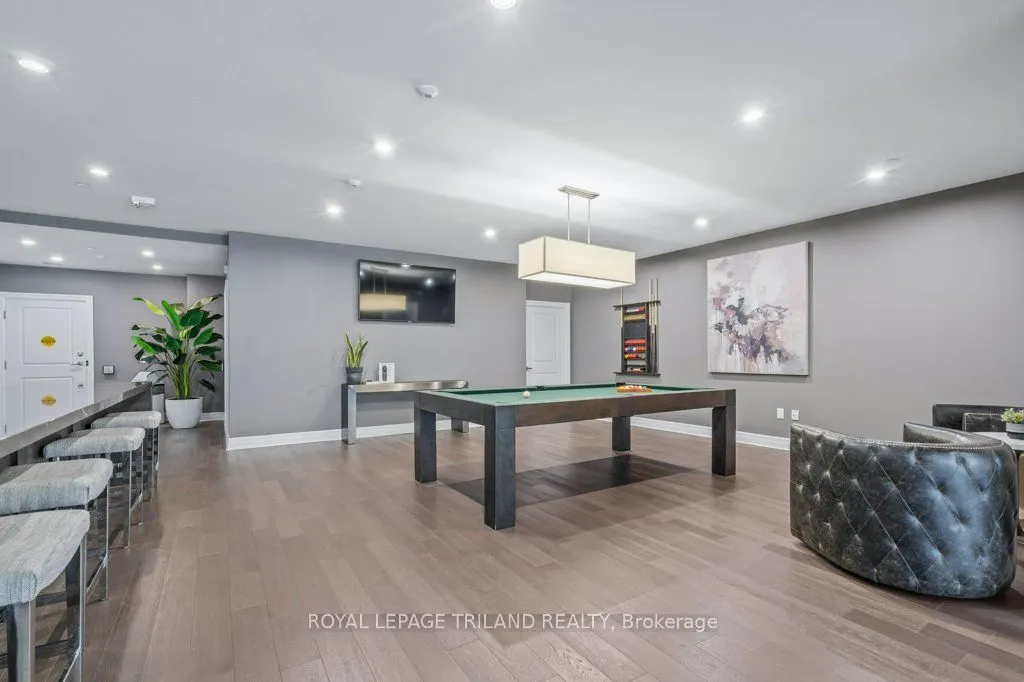 1200 Commissioners Road W, #504