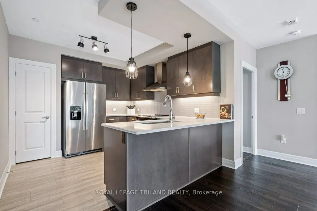 1200 Commissioners Road W, #504