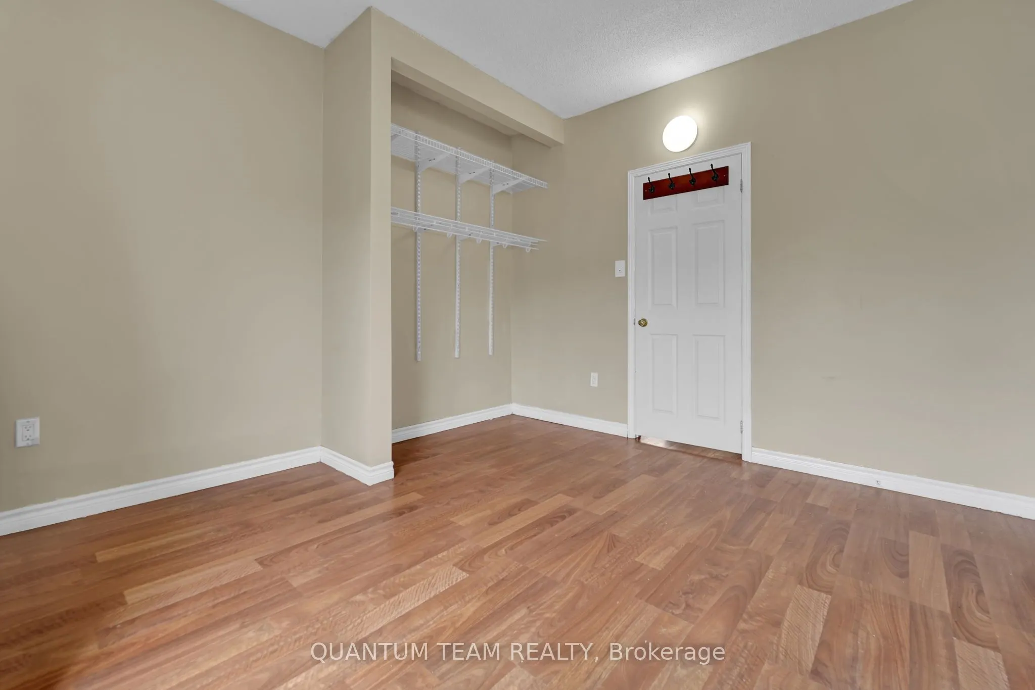 27 Berryman Avenue, #Main Floor unit
