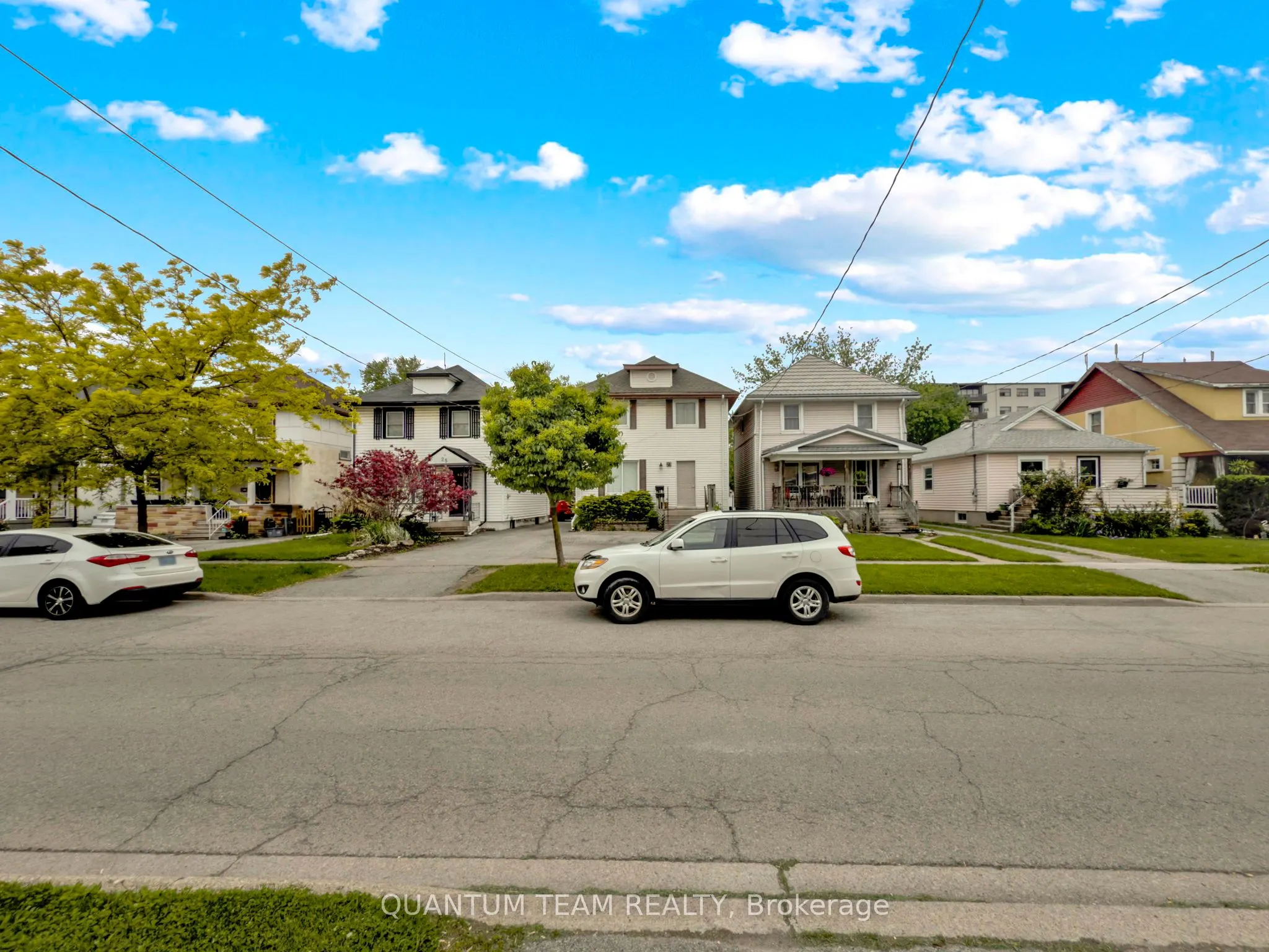 27 Berryman Avenue, #Main Floor unit