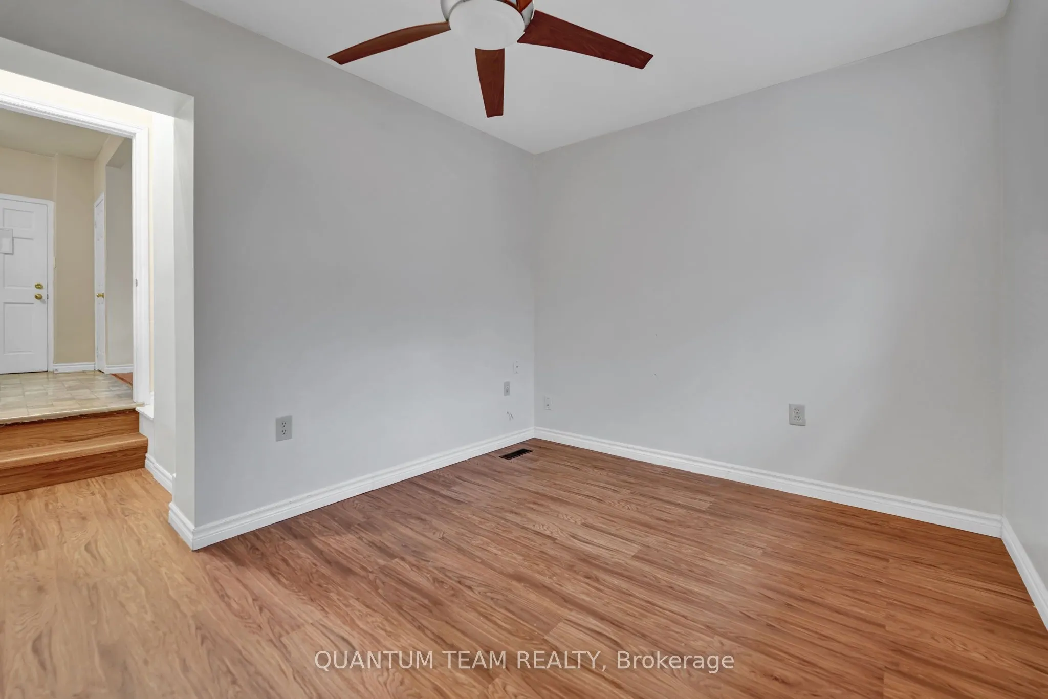 27 Berryman Avenue, #Main Floor unit