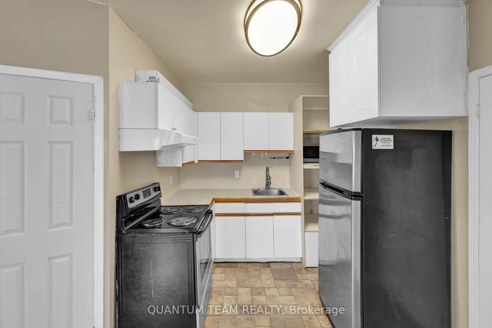 27 Berryman Avenue, #Main Floor unit