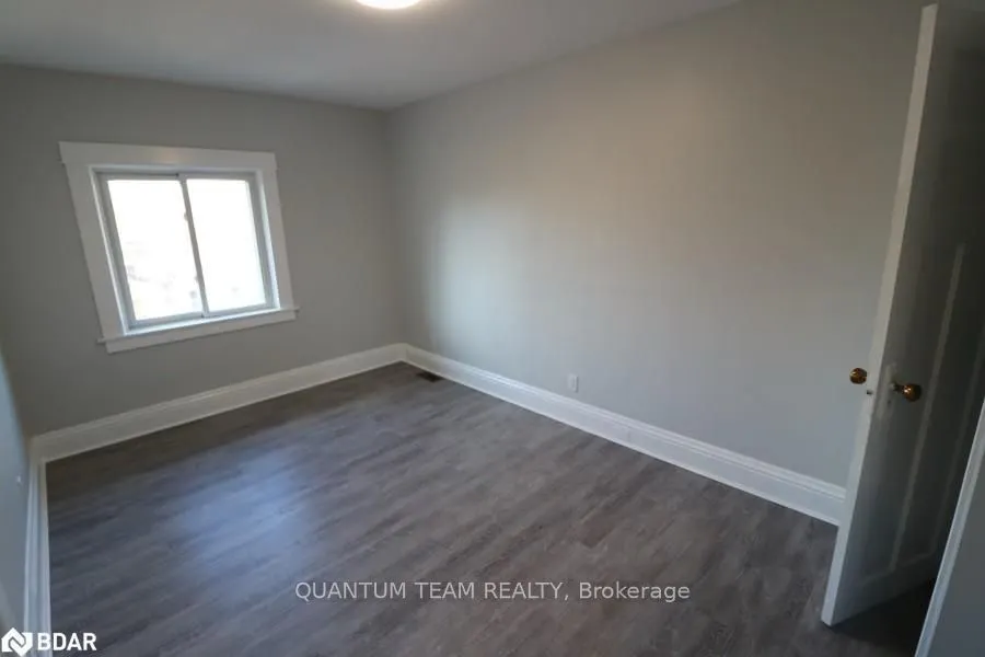 27 Berryman Avenue, #Upper unit