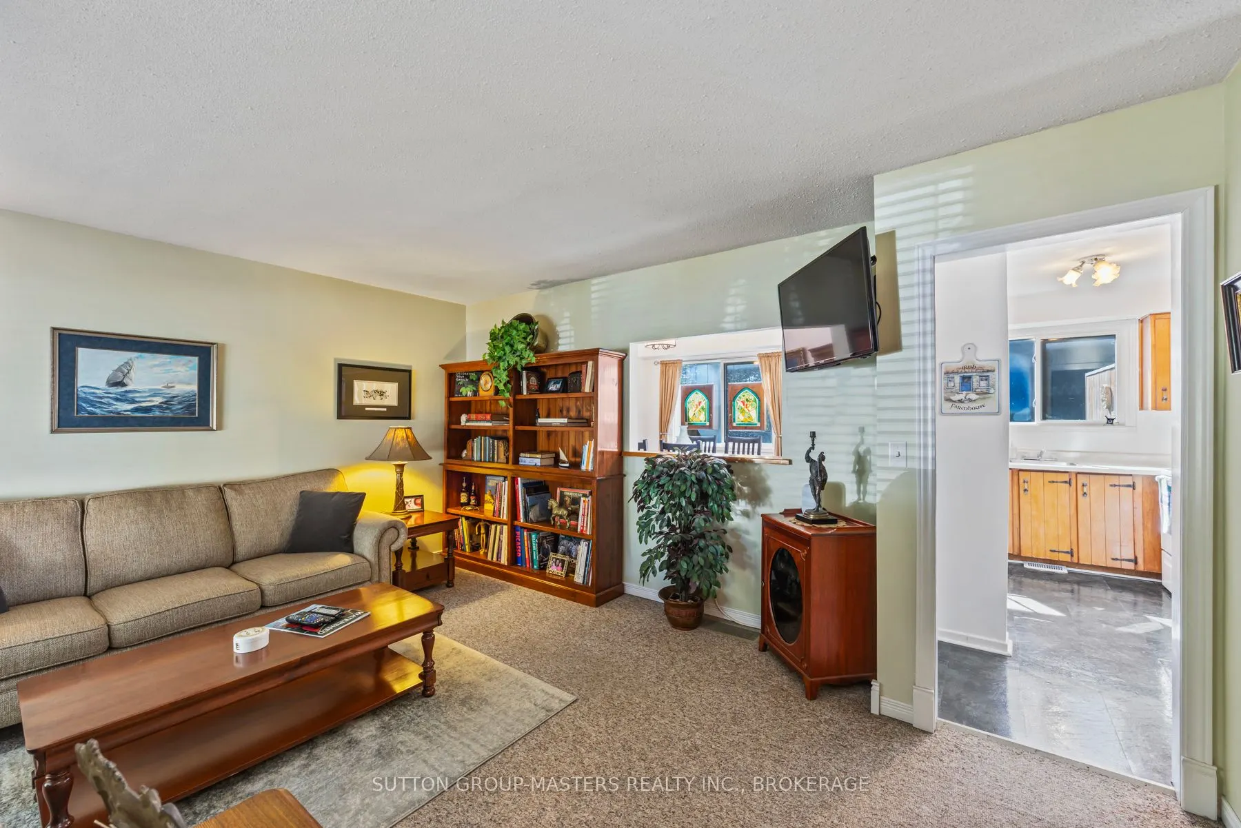 759 Somerset Crescent