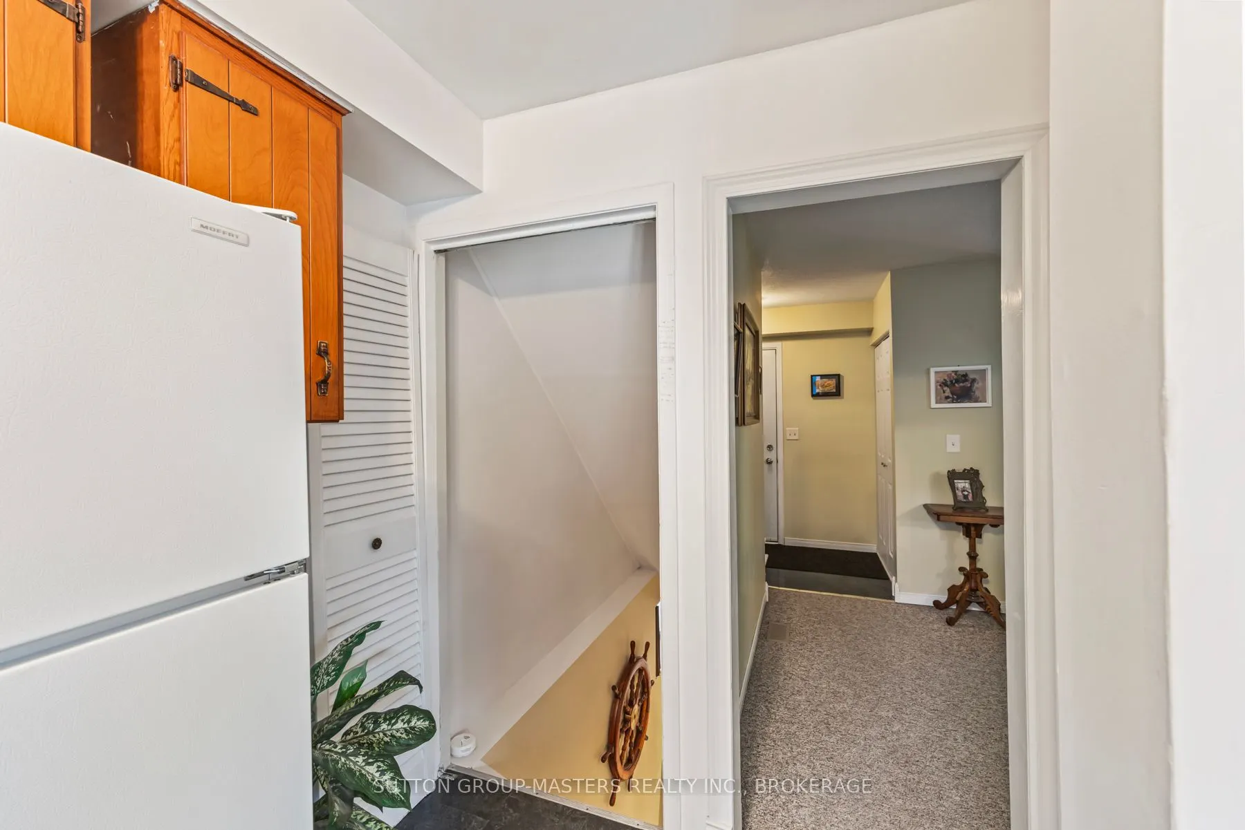 759 Somerset Crescent