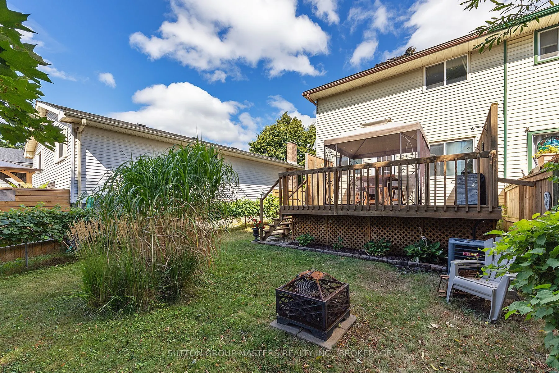 759 Somerset Crescent