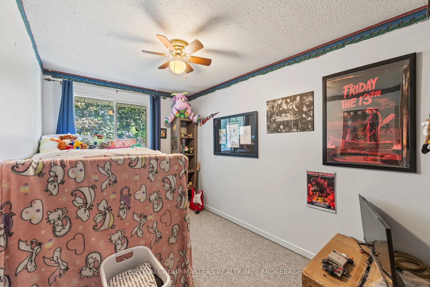 759 Somerset Crescent