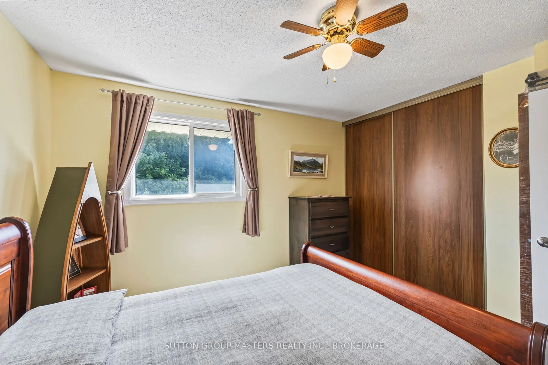 759 Somerset Crescent