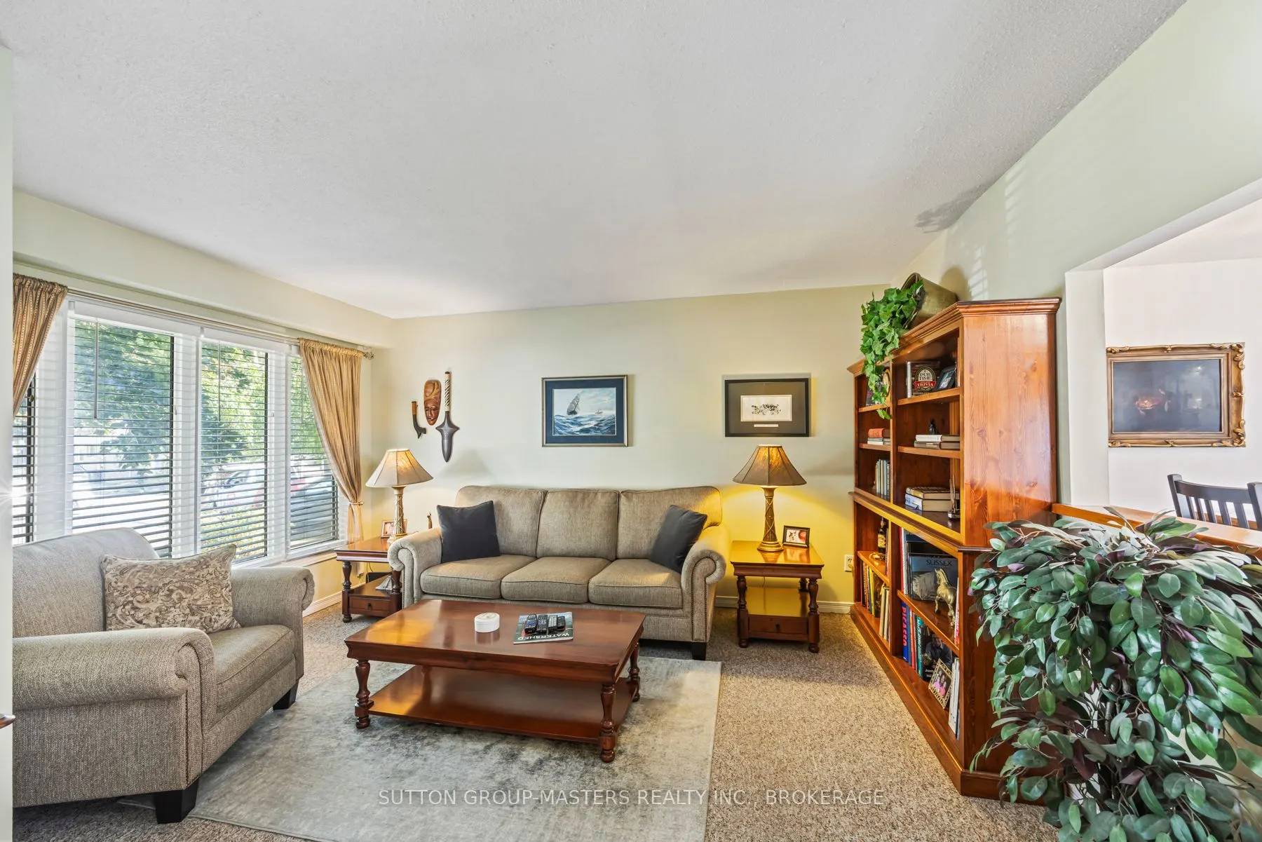 759 Somerset Crescent