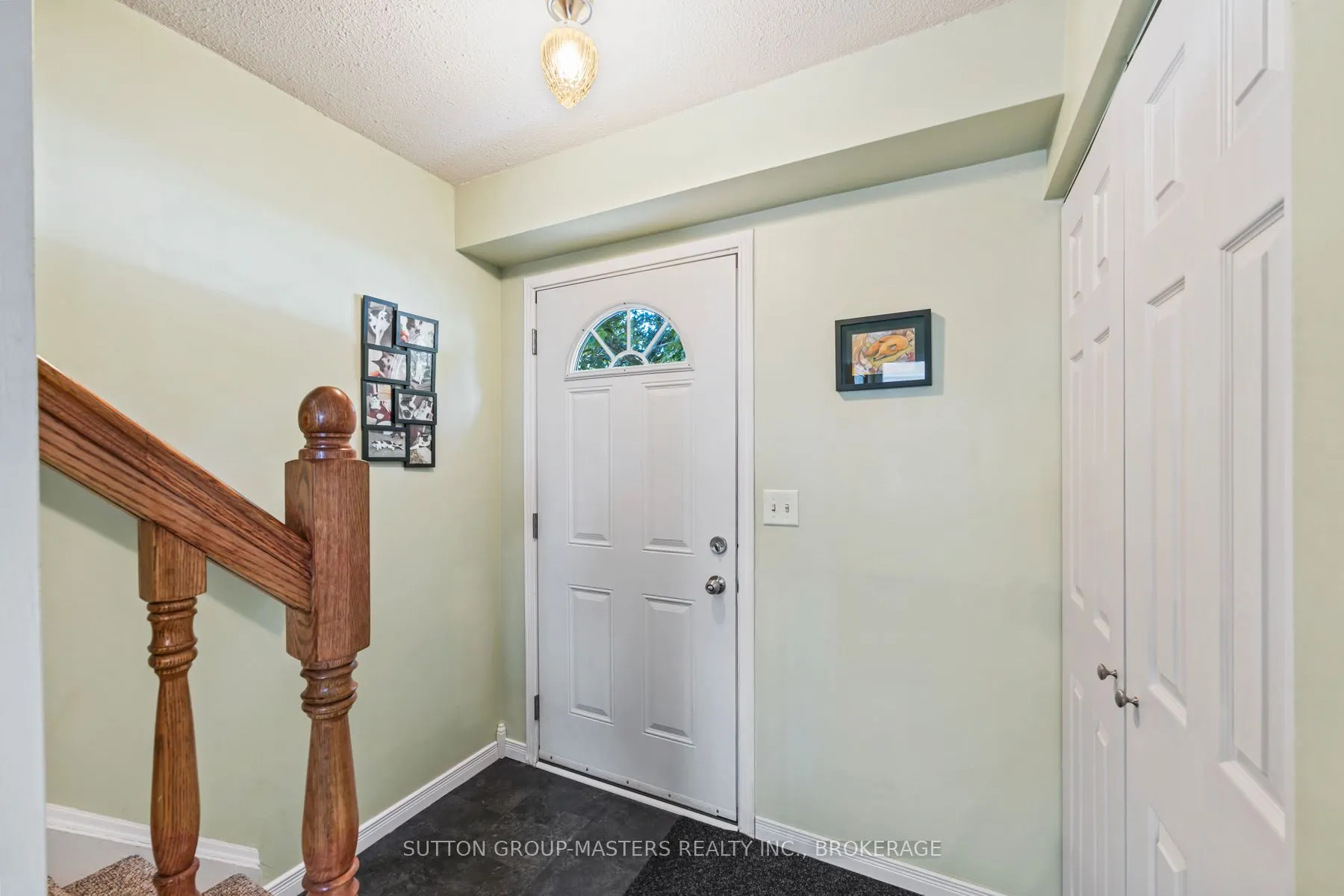 759 Somerset Crescent