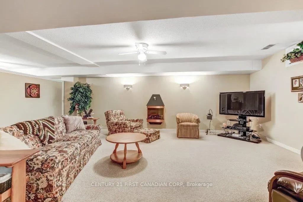 825 Shelborne Street, #17