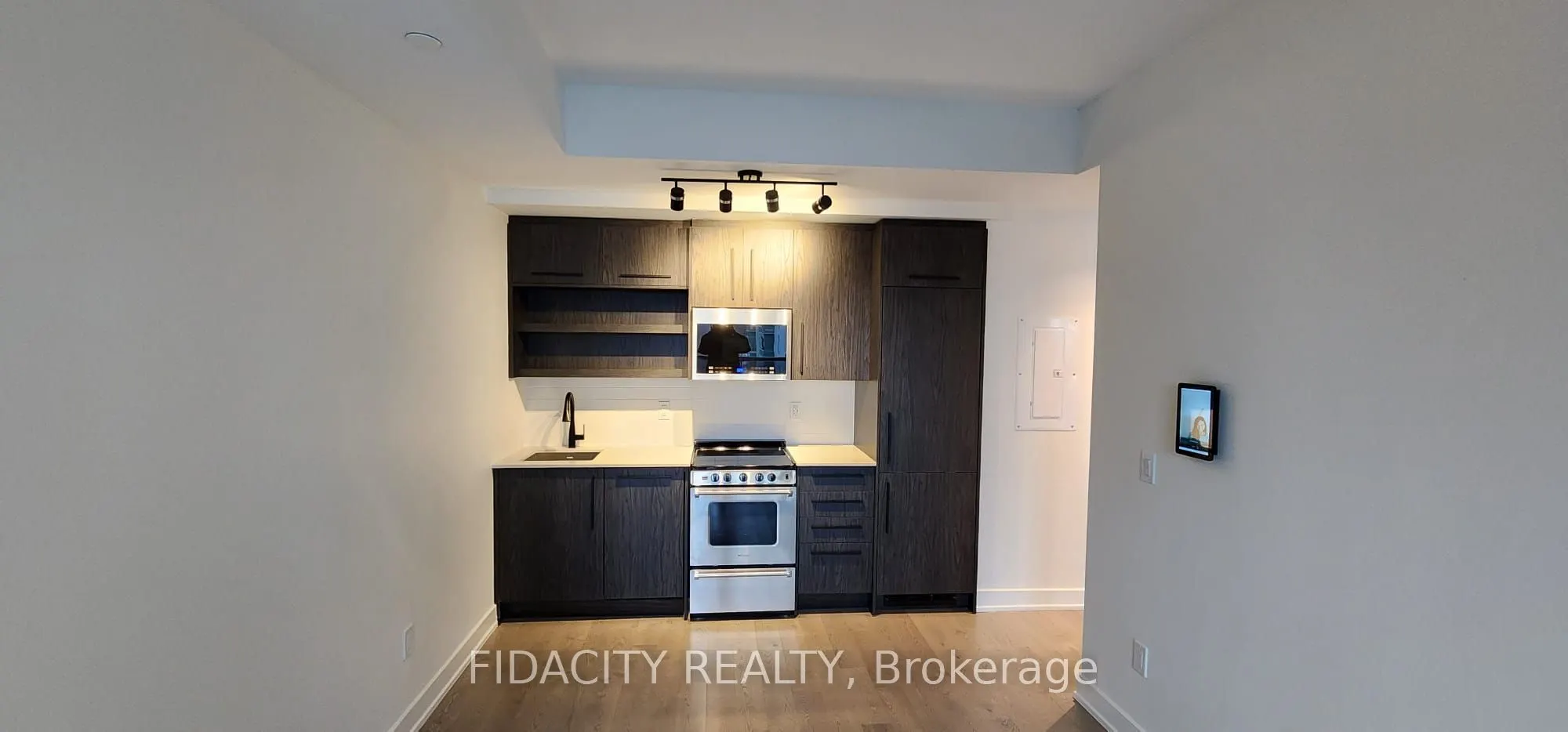 560 Rideau Street, #515