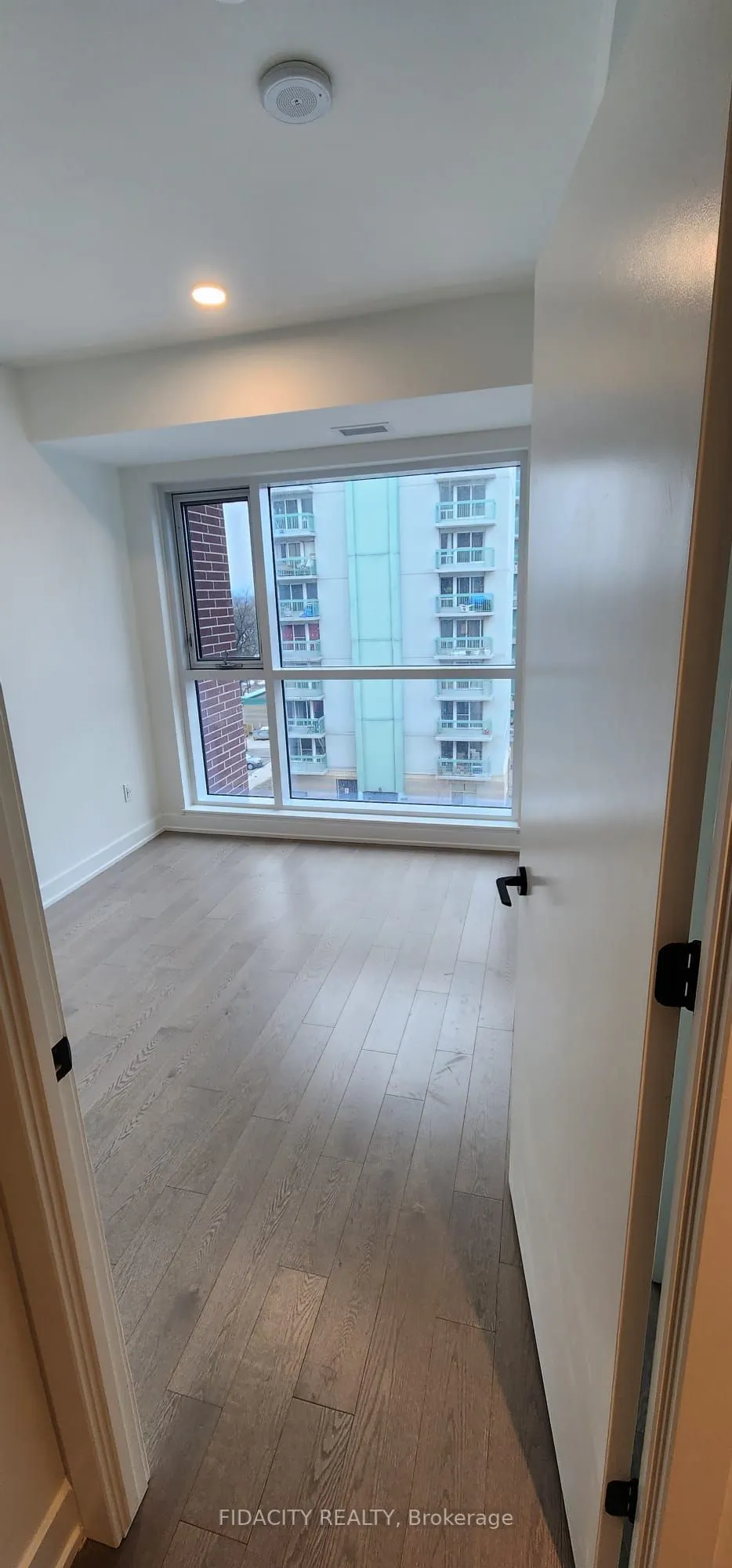 560 Rideau Street, #515