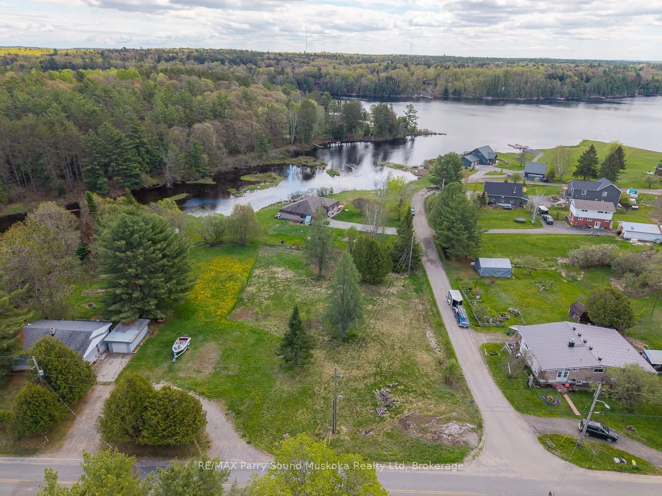 63 Pineridge Drive
